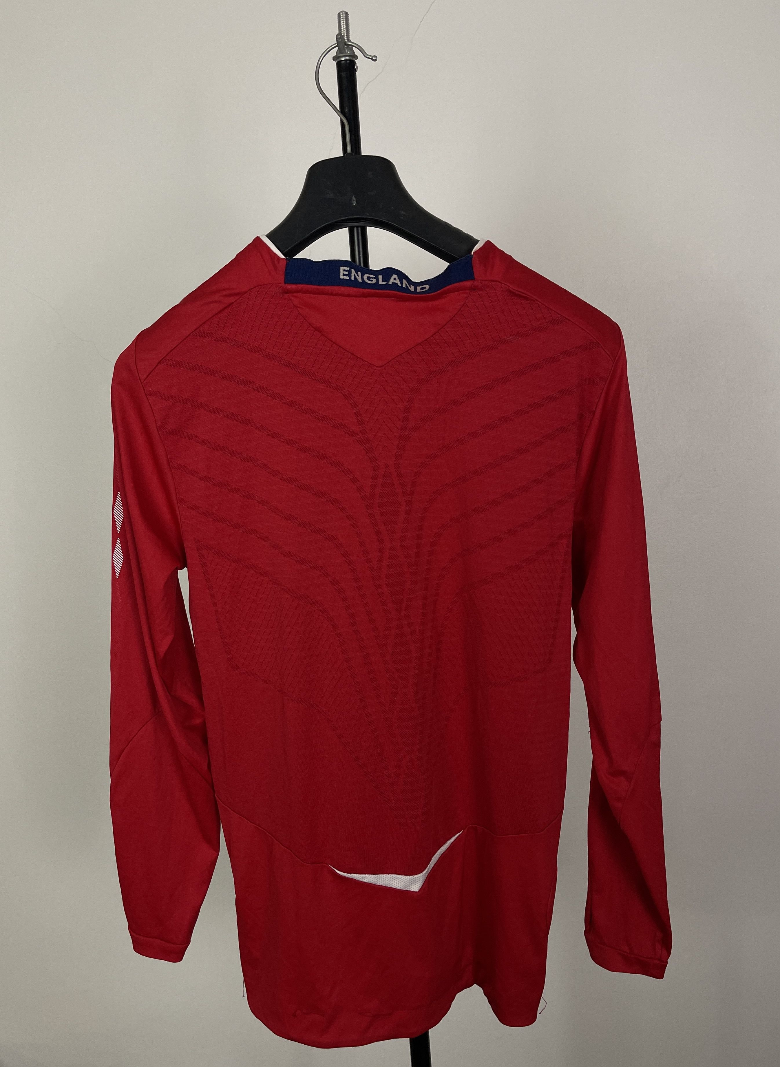 Umbro ENGLAND 2008 Football Umbro Long Sleeve Red Mens Medium M Size US M / EU 48-50 / 2 - 13 Thumbnail