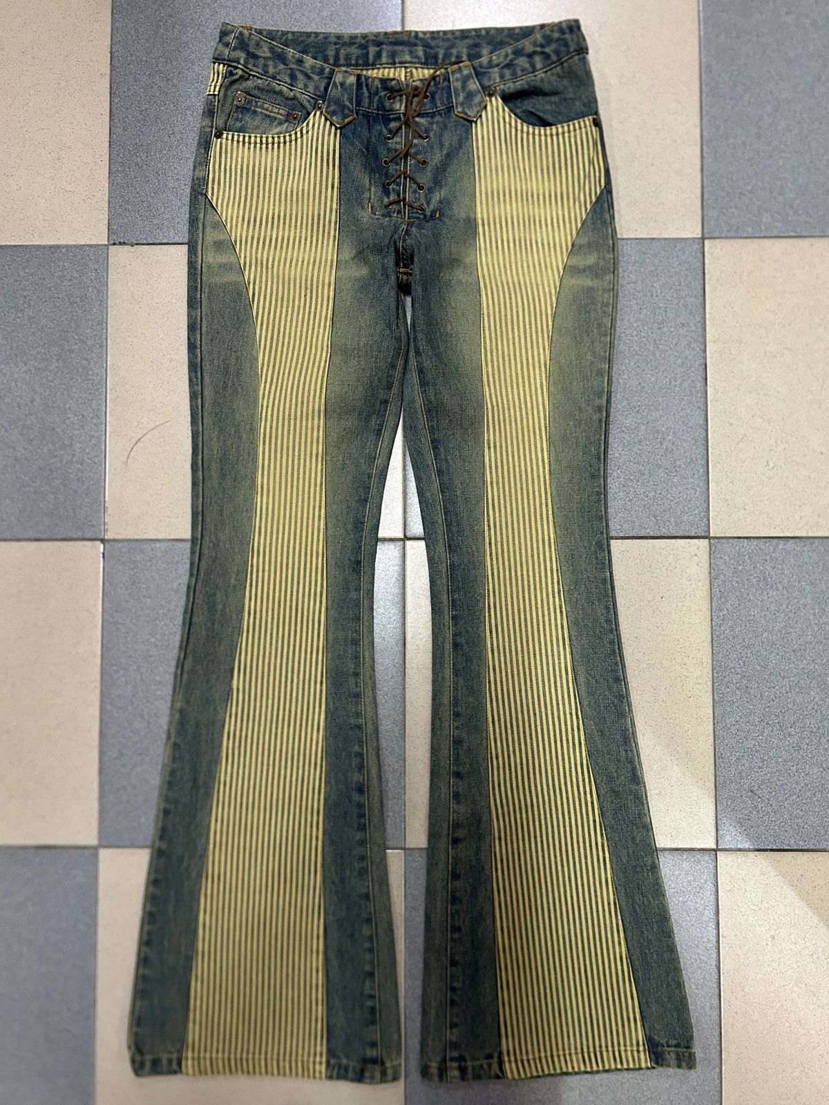 Japanese Brand Vintage Japanese Brand Flared Laces Up Jeans Size US 28 / EU 44 - 4 Thumbnail