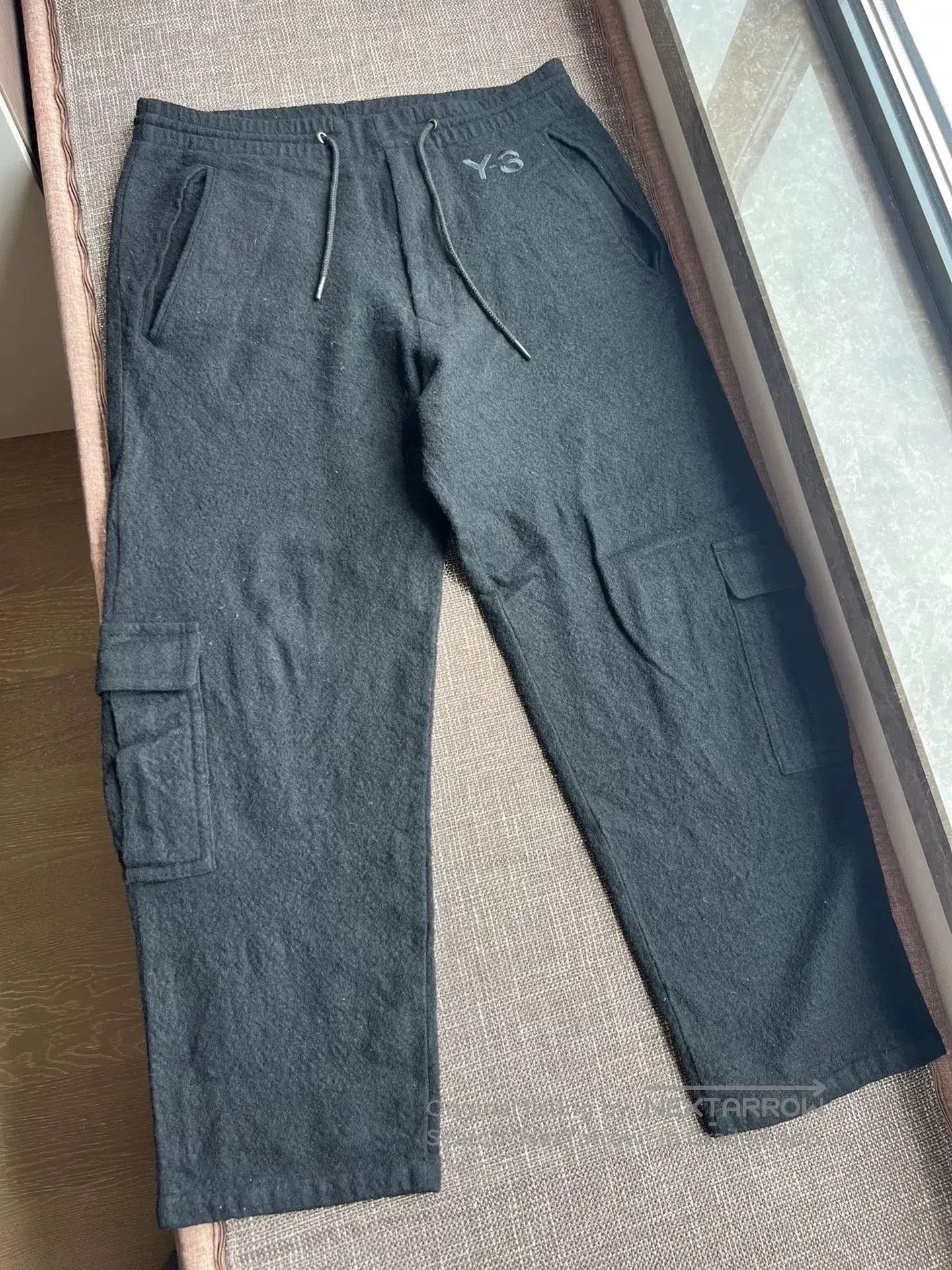 Y-3 Y-3 Men's Black Samurai Trousers. Size US 28 / EU 44 - 1 Thumbnail