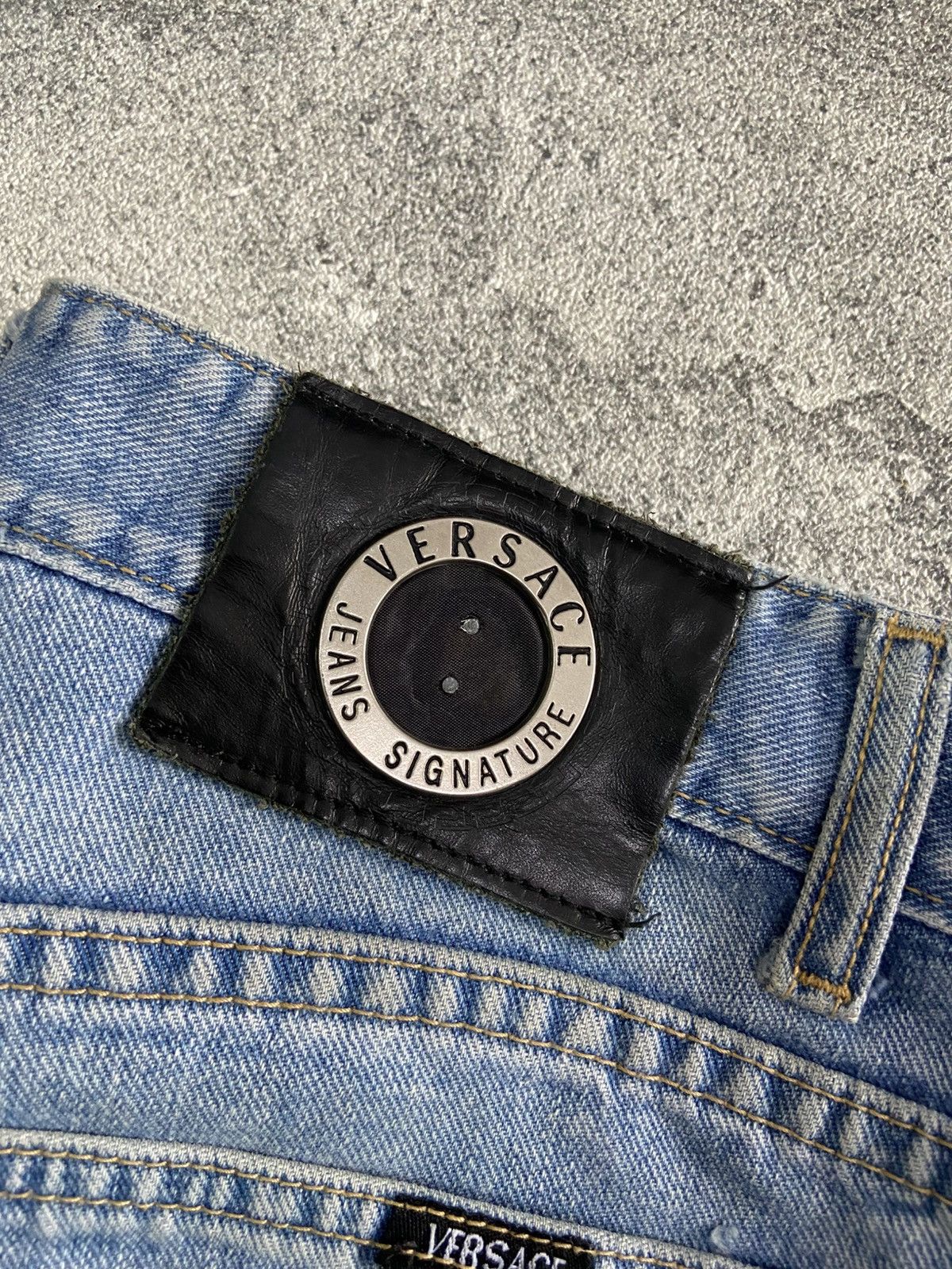 Versace Vintage versace jeans couture Size US 34 / EU 50 - 13 Thumbnail