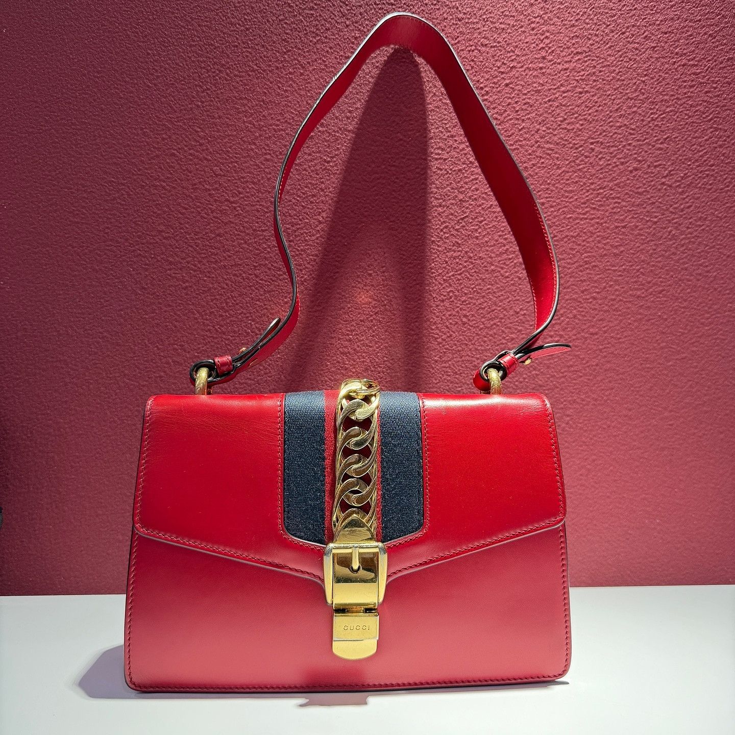 Gucci Gucci Sylvie Red Leather Shoulder Bag Size ONE SIZE - 1 Thumbnail