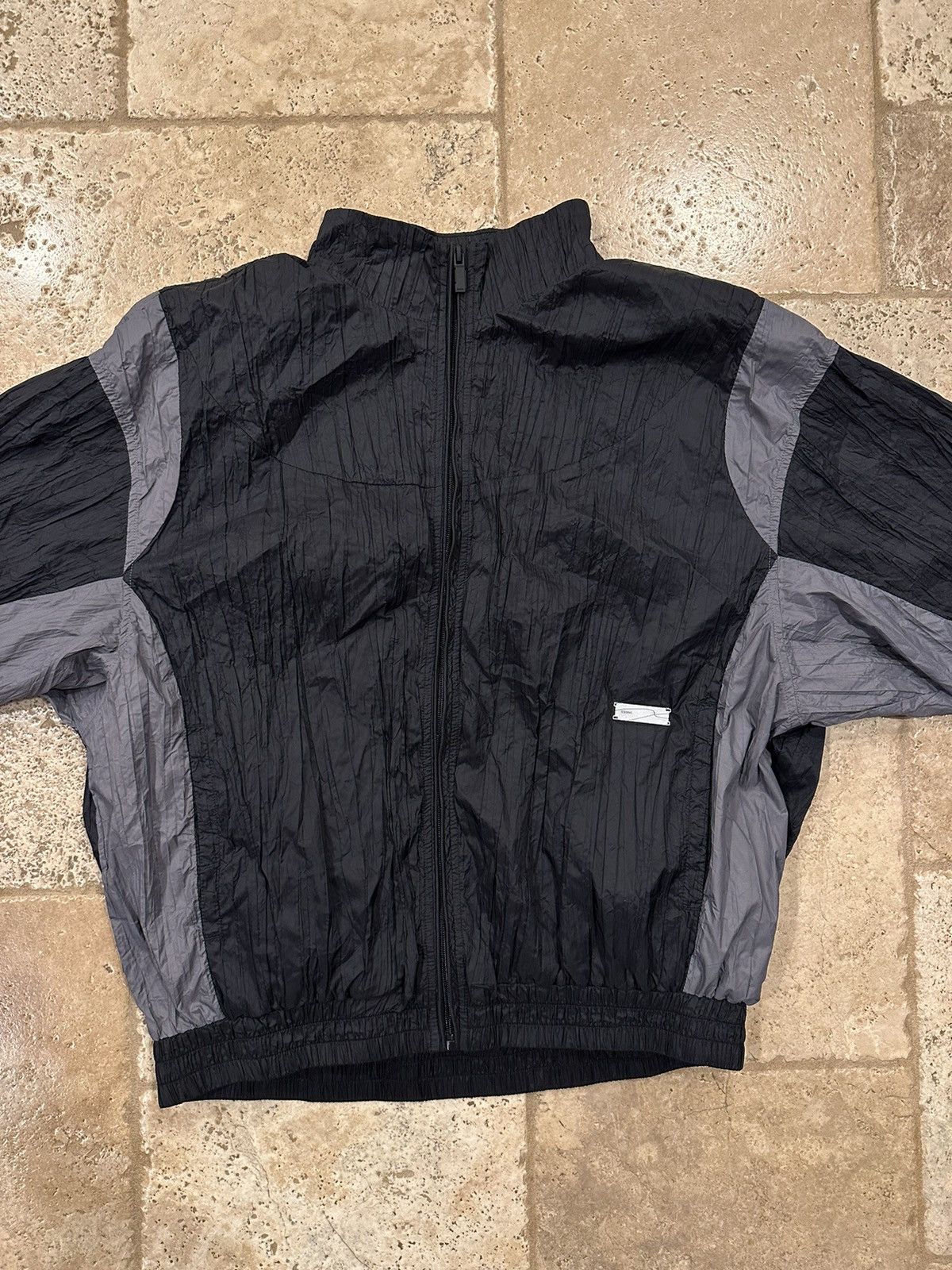 C2H4 C2H4 Wrinkled Nylon Arch Paneled Track Grey/Black Jacket Size US L / EU 52-54 / 3 - 3 Thumbnail