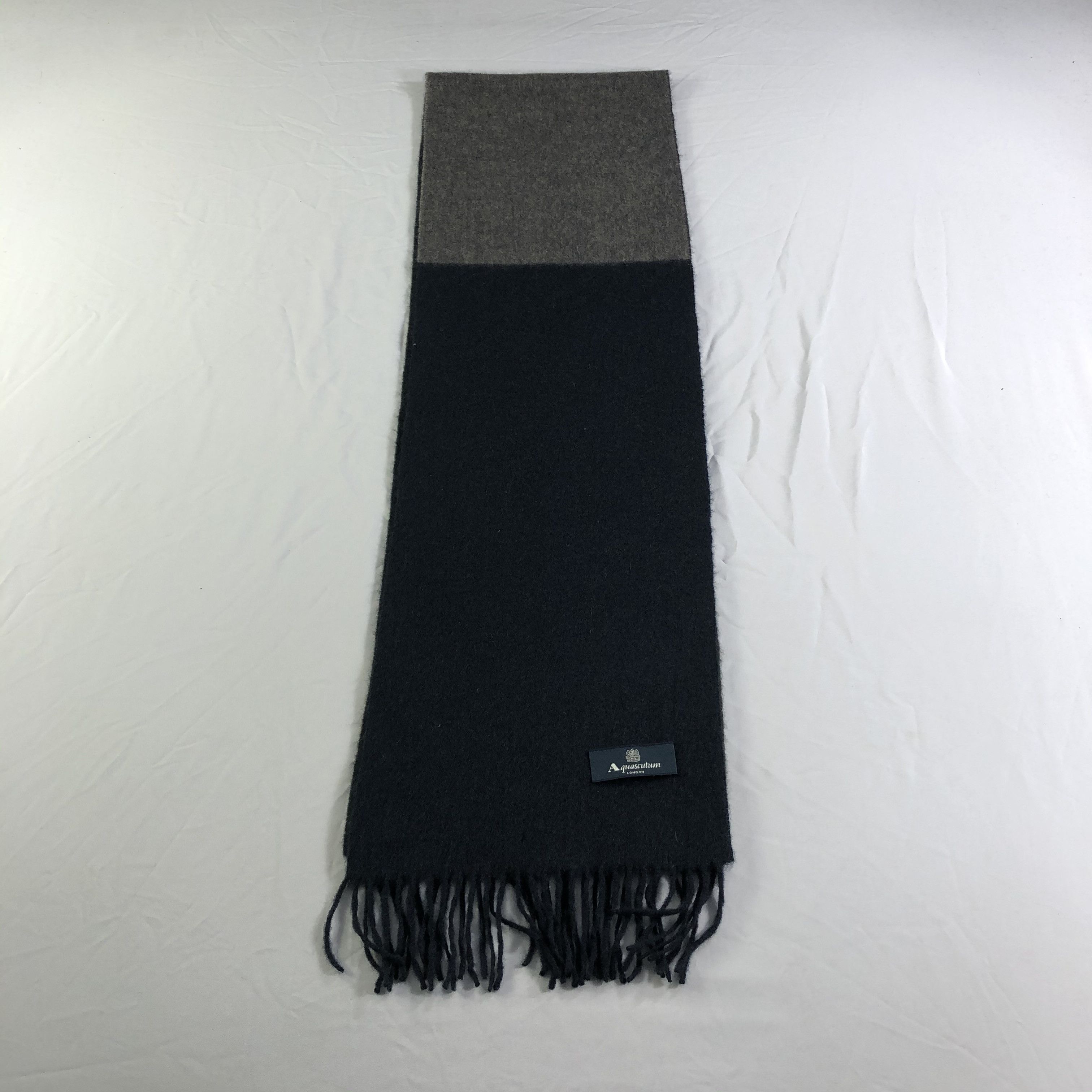 Aquascutum Aquascutum Cashmere Scarf Muffler Neckwear V2447 Size ONE SIZE - 2 Thumbnail
