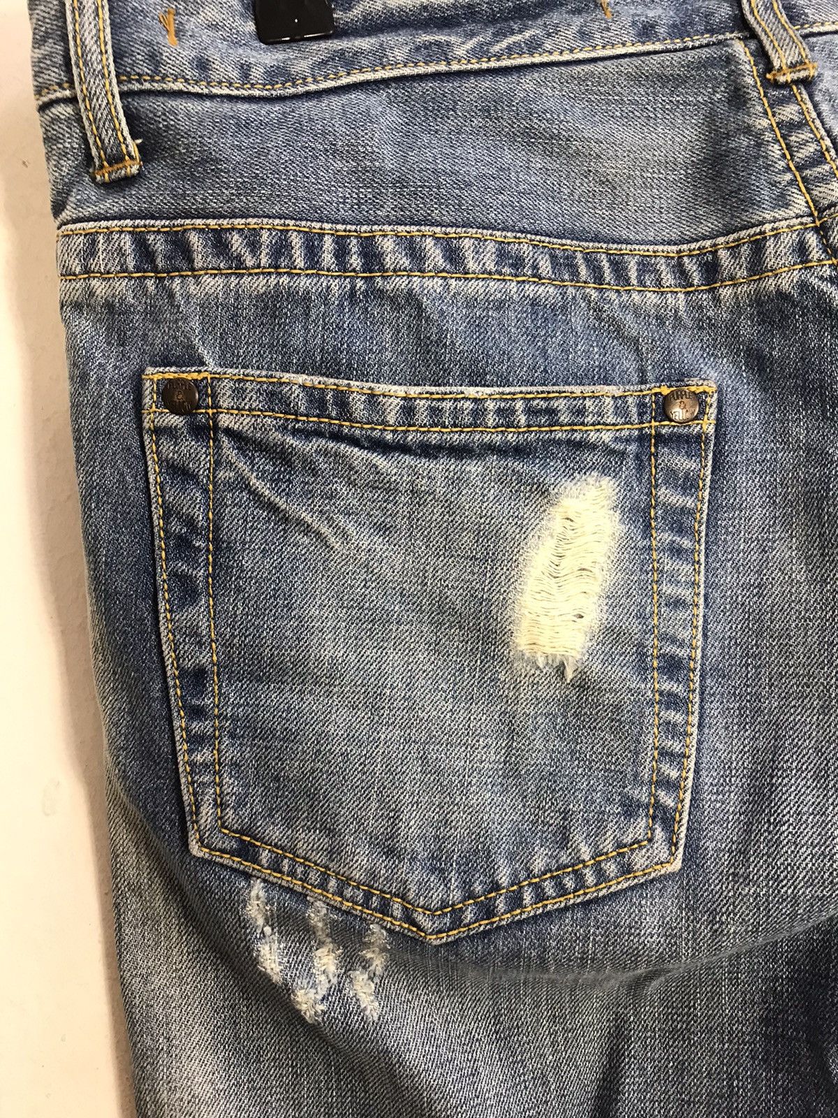 Japanese Brand Vintage Purple & Yellow Distressed Short Pants Zipper Style Size 34" / US 12 / IT 48 - 13 Thumbnail