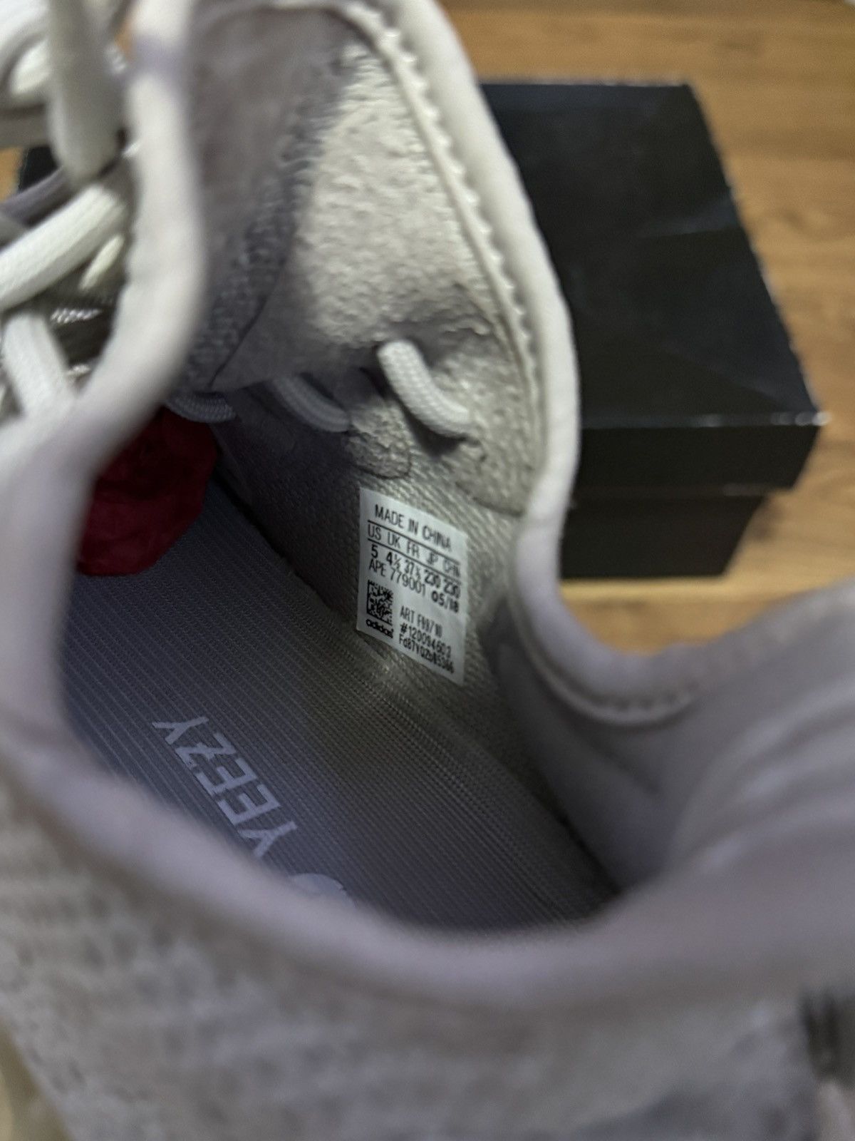 Yeezy Yeezy 350 v2 “Sesame” Size 5y Size US 5 / EU 37 - 11 Thumbnail