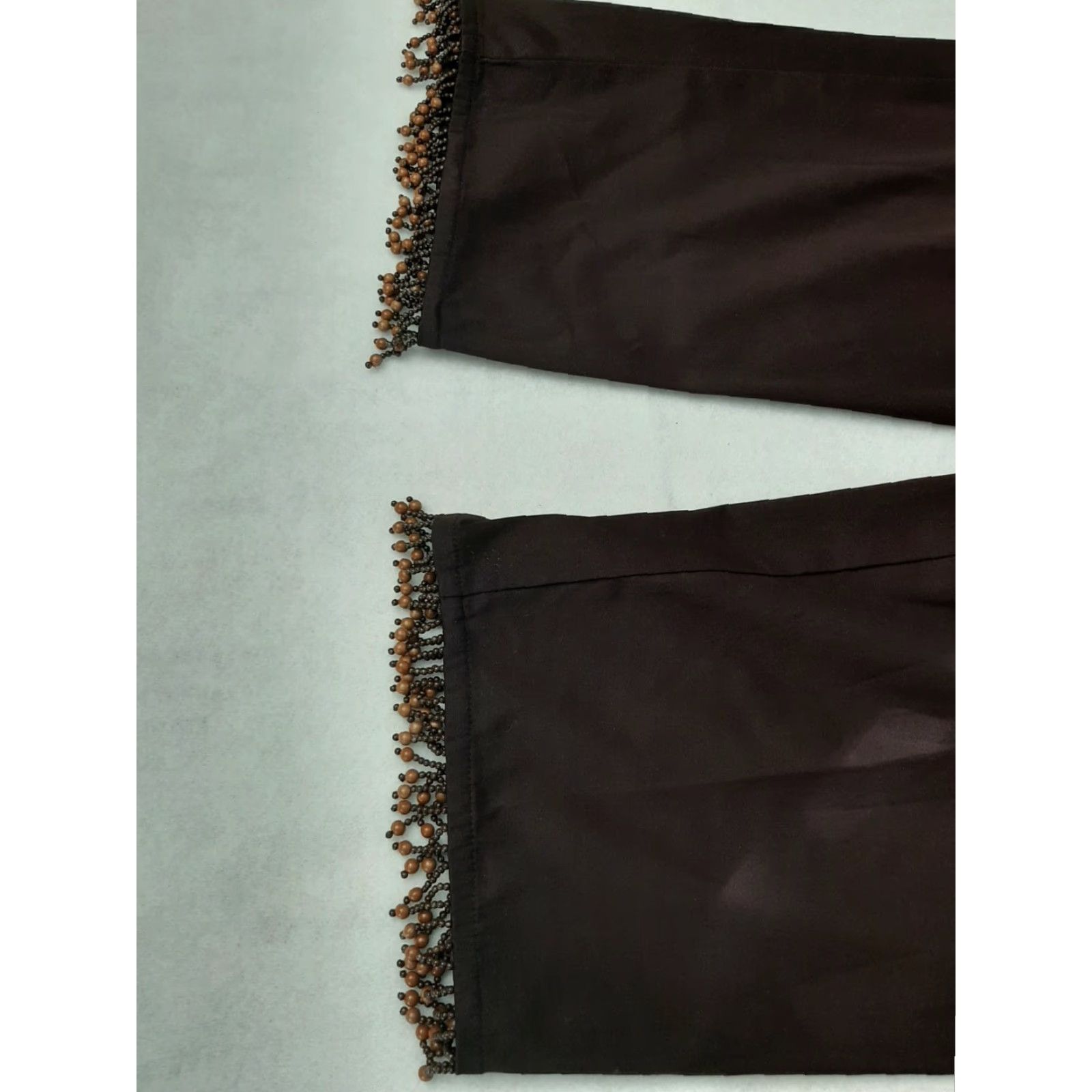 Vintage Dressbarn Women's Pants Capri Brown Beaded Slacks Size 10 Regular Inseam 23" Flat Front Pockets Belt Loops Elastic Waist Size 32" / US 10 / IT 46 - 6 Thumbnail