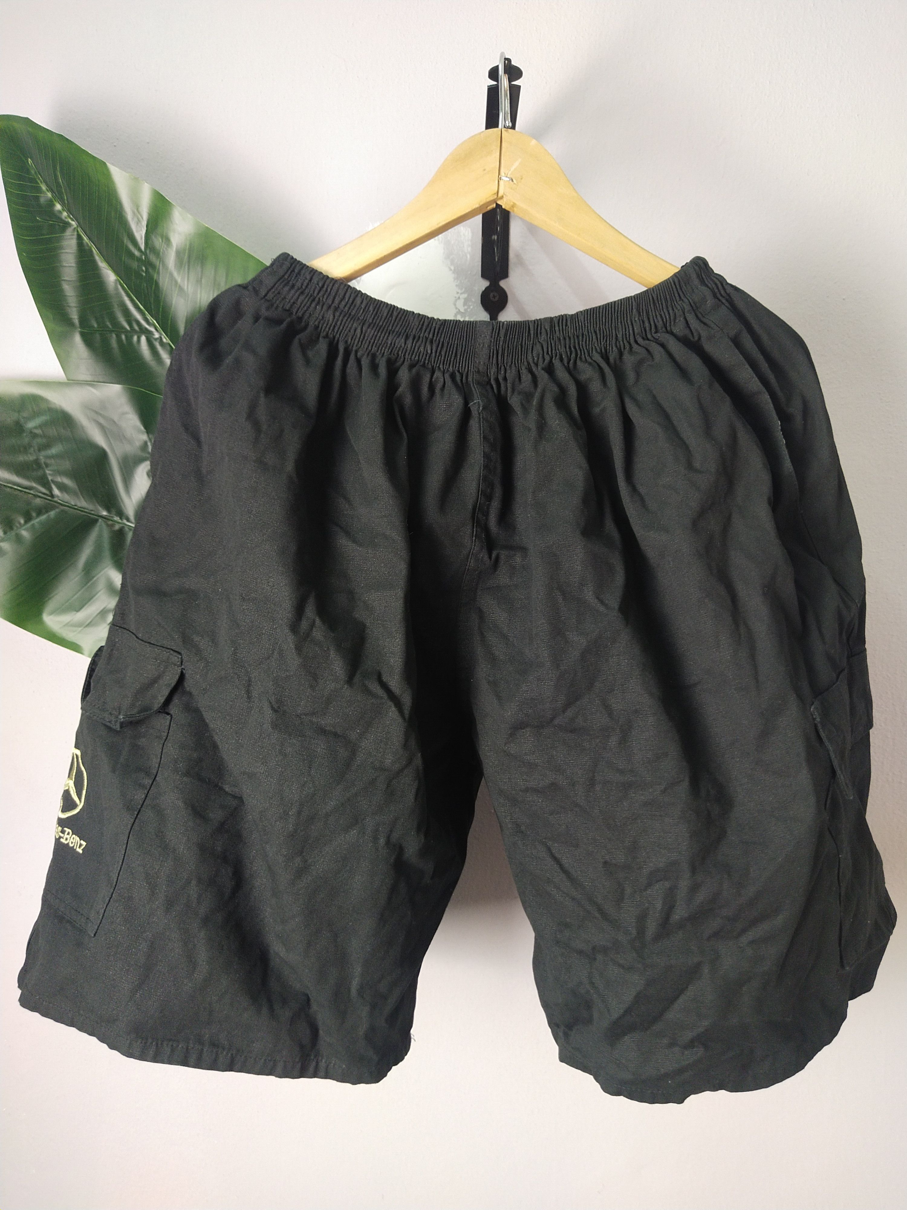 Mercedes-Benz Combo Mercedes benz cropped pants Free size 3 pieces Size US 44 / EU 60 - 7 Thumbnail