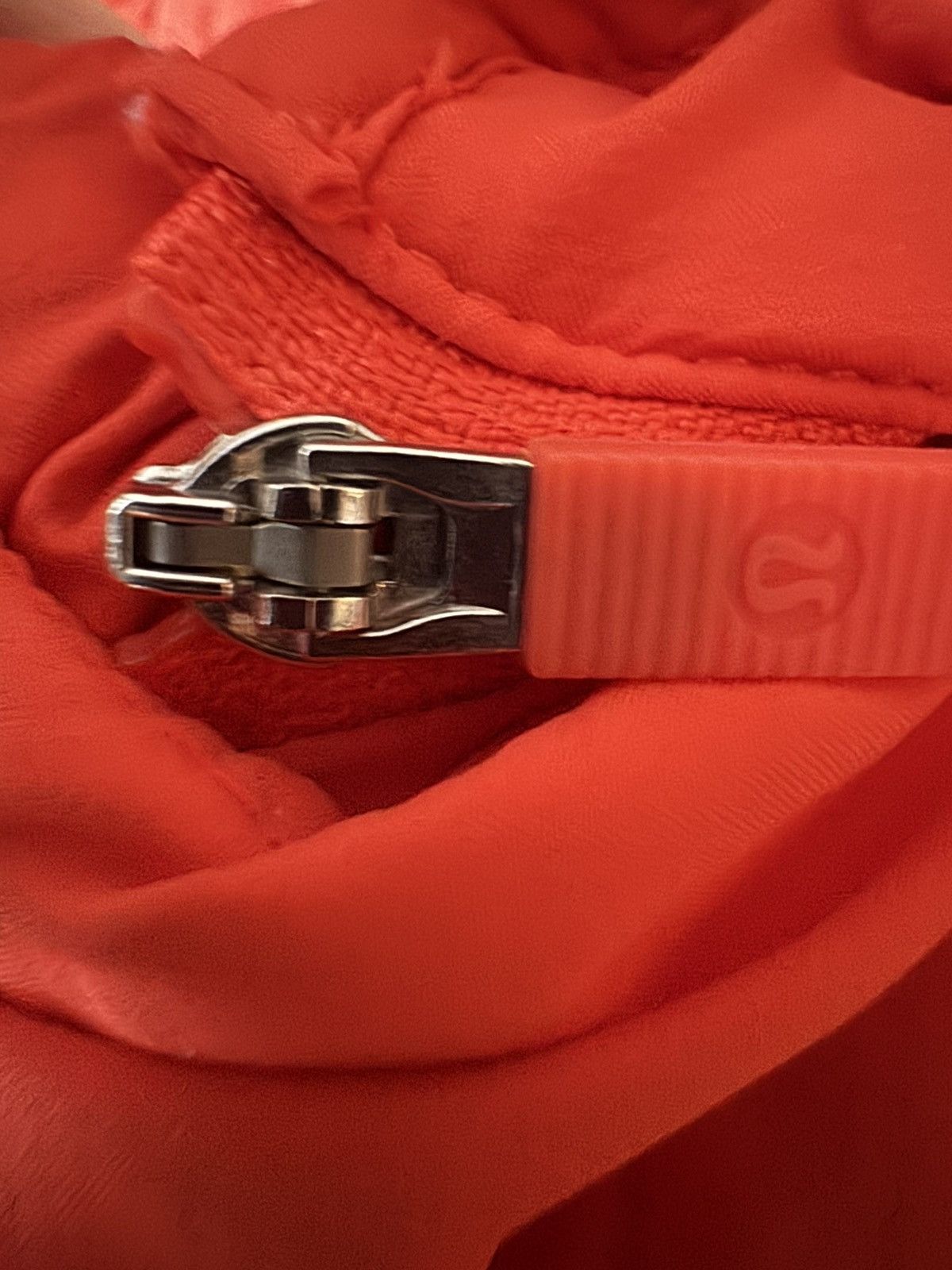 Lululemon Lululemon Women's Another Mile Vest Autumn Red Sz.6 Size M / US 6-8 / IT 42-44 - 8 Thumbnail