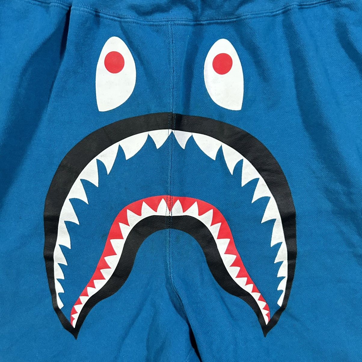 Bape BAPE Shark Sweat Shorts Size US 36 / EU 52 - 2 Thumbnail