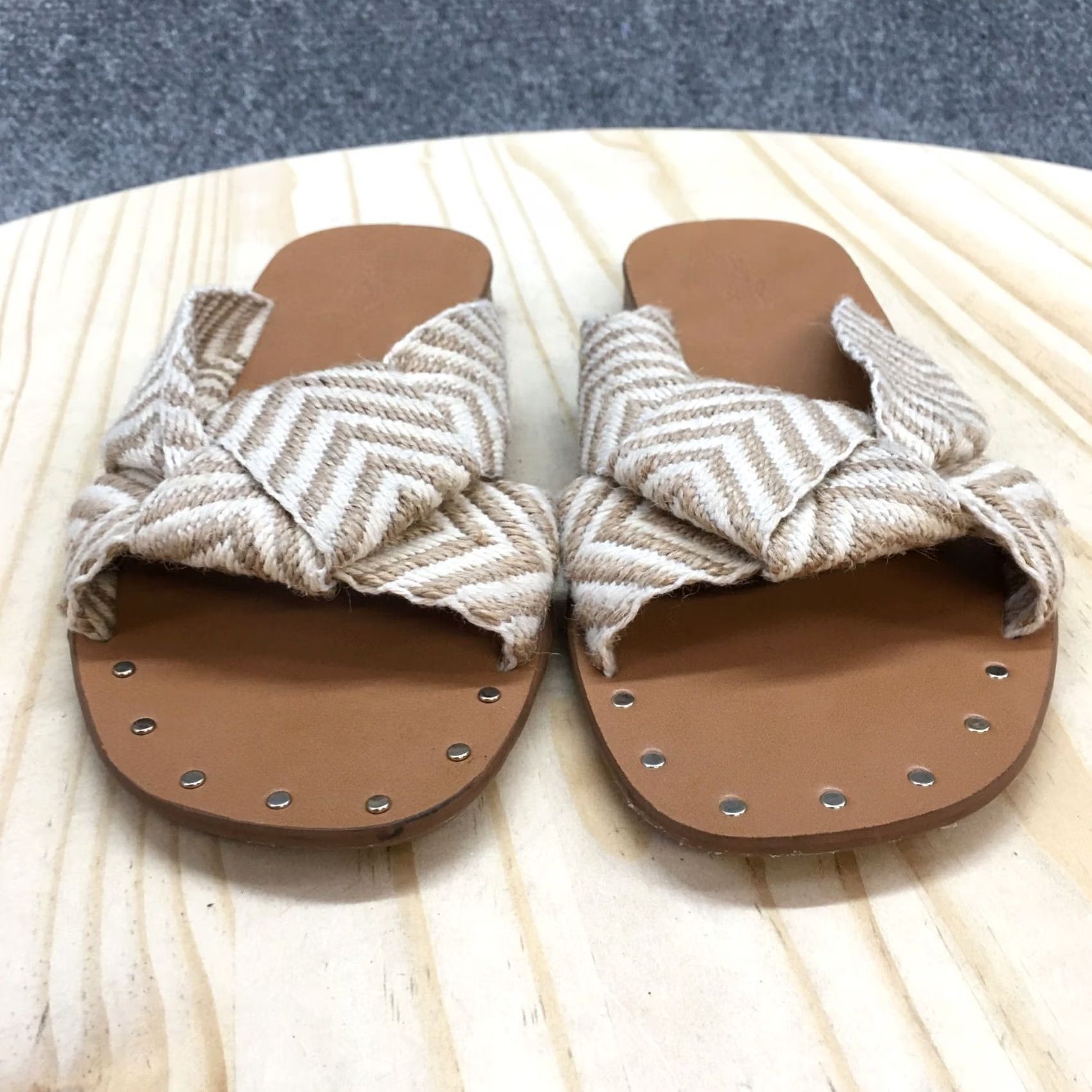 Vintage Universal Thread Sandals Womens 6 Louise Chevron Print Slip On Flats Slide Beige Size US 6 / IT 36 - 5 Thumbnail
