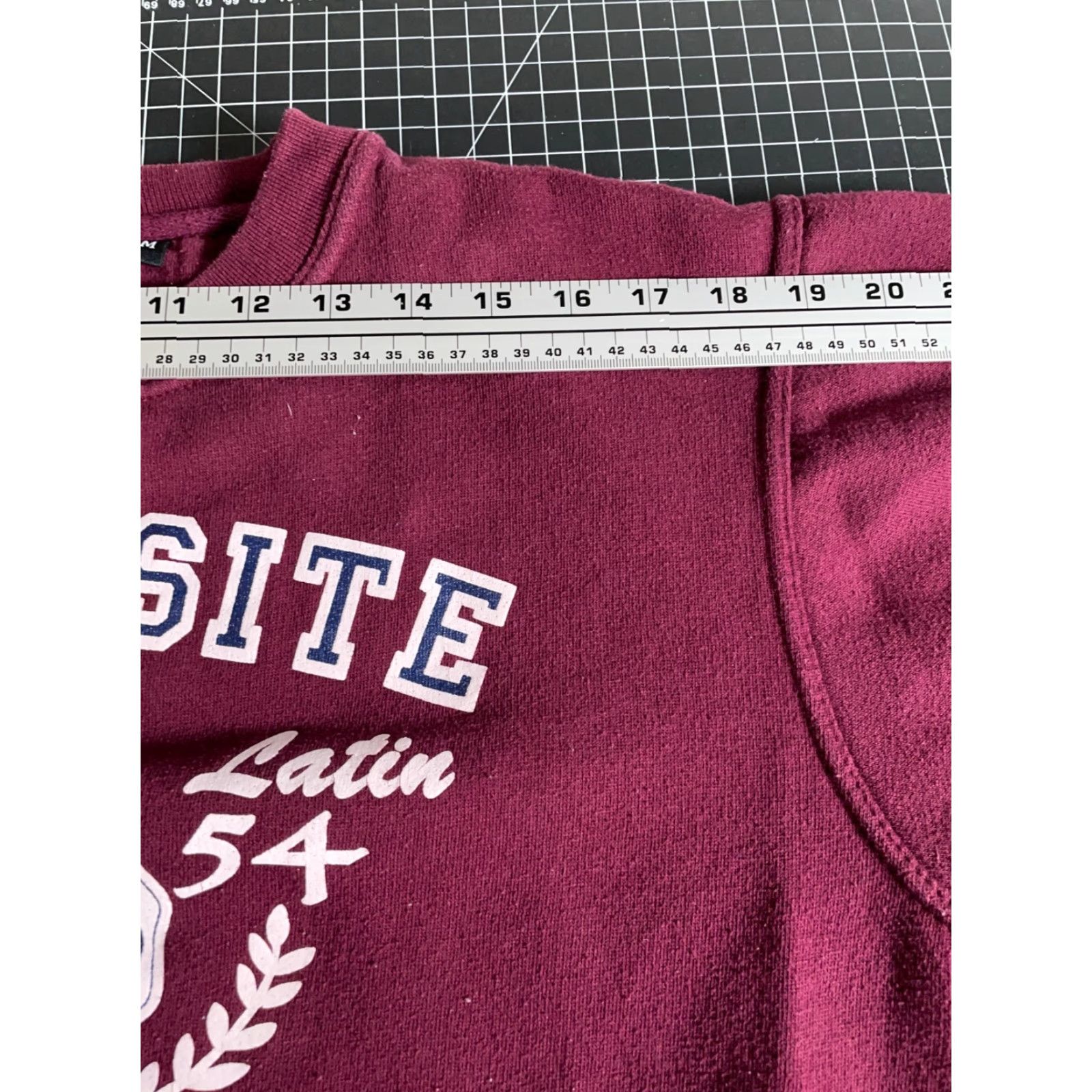 Vintage VINTAGE University Sweatshirt Crewneck Dark Red Graphic Paris 90s Adult Medium Men Size US M / EU 48-50 / 2 - 7 Thumbnail