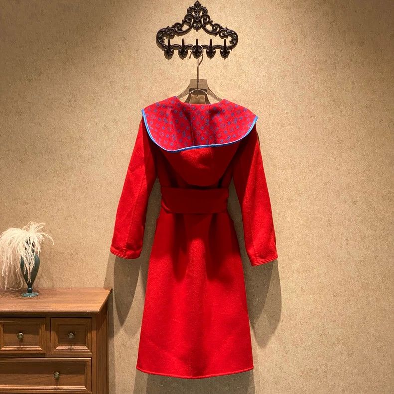 Louis Vuitton Louis Vuitton Red inside presbyopic full print bathrobe co Size XXS / US 00 / IT 34 - 2 Thumbnail