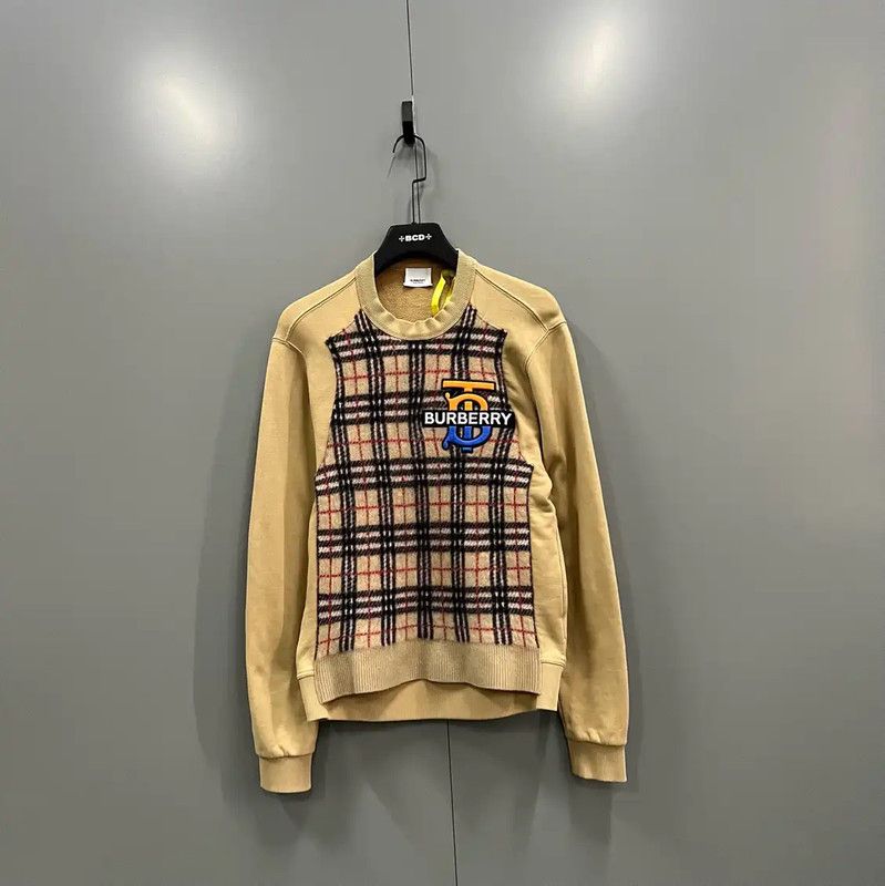 Burberry Burberry Khaki Cotton Knit Long Sleeve Sweater Size XS / US 0-2 / IT 36-38 - 1 Thumbnail