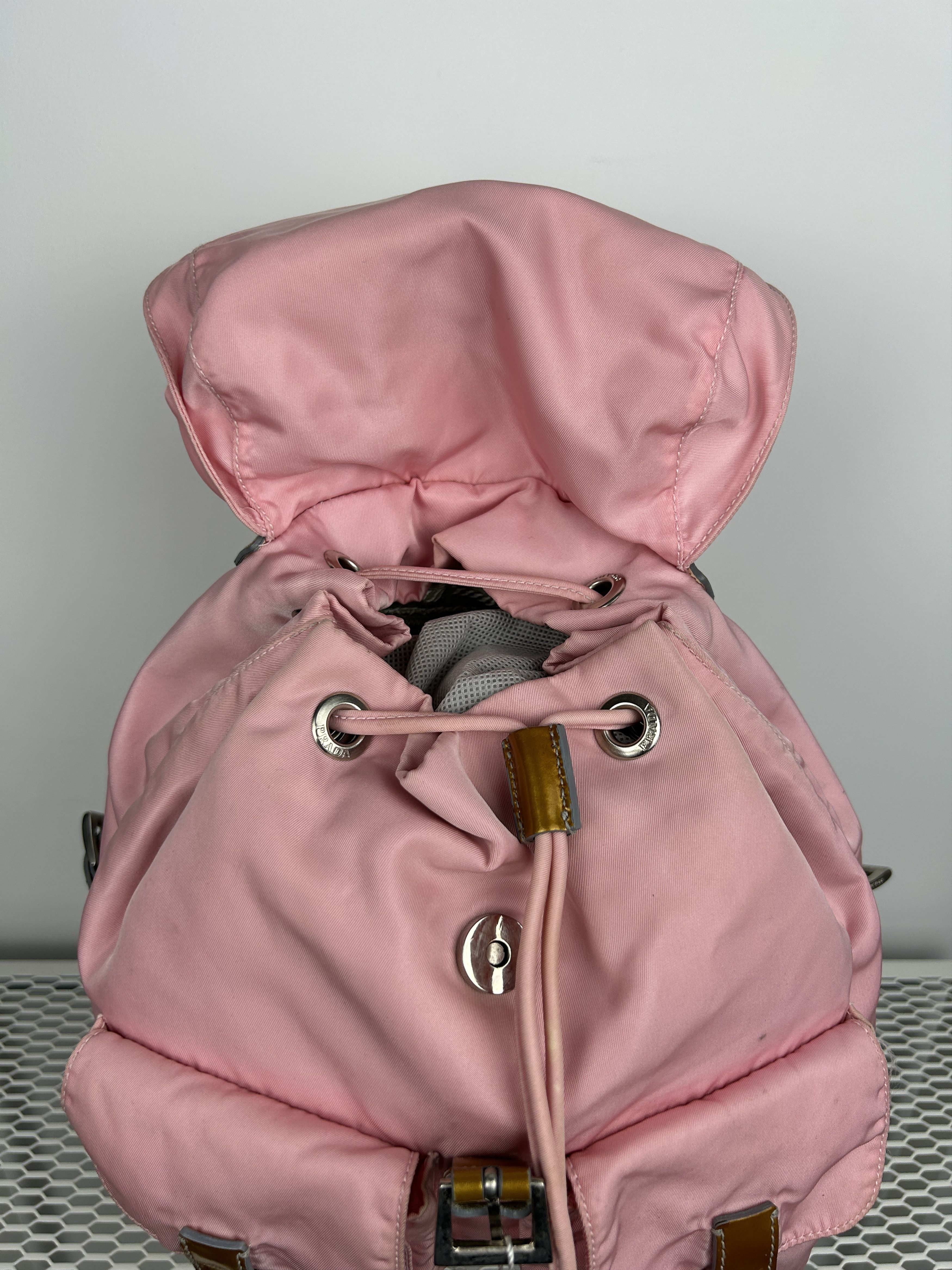 Prada Prada nylon triangle logo pink backpack Size ONE SIZE - 20 Thumbnail