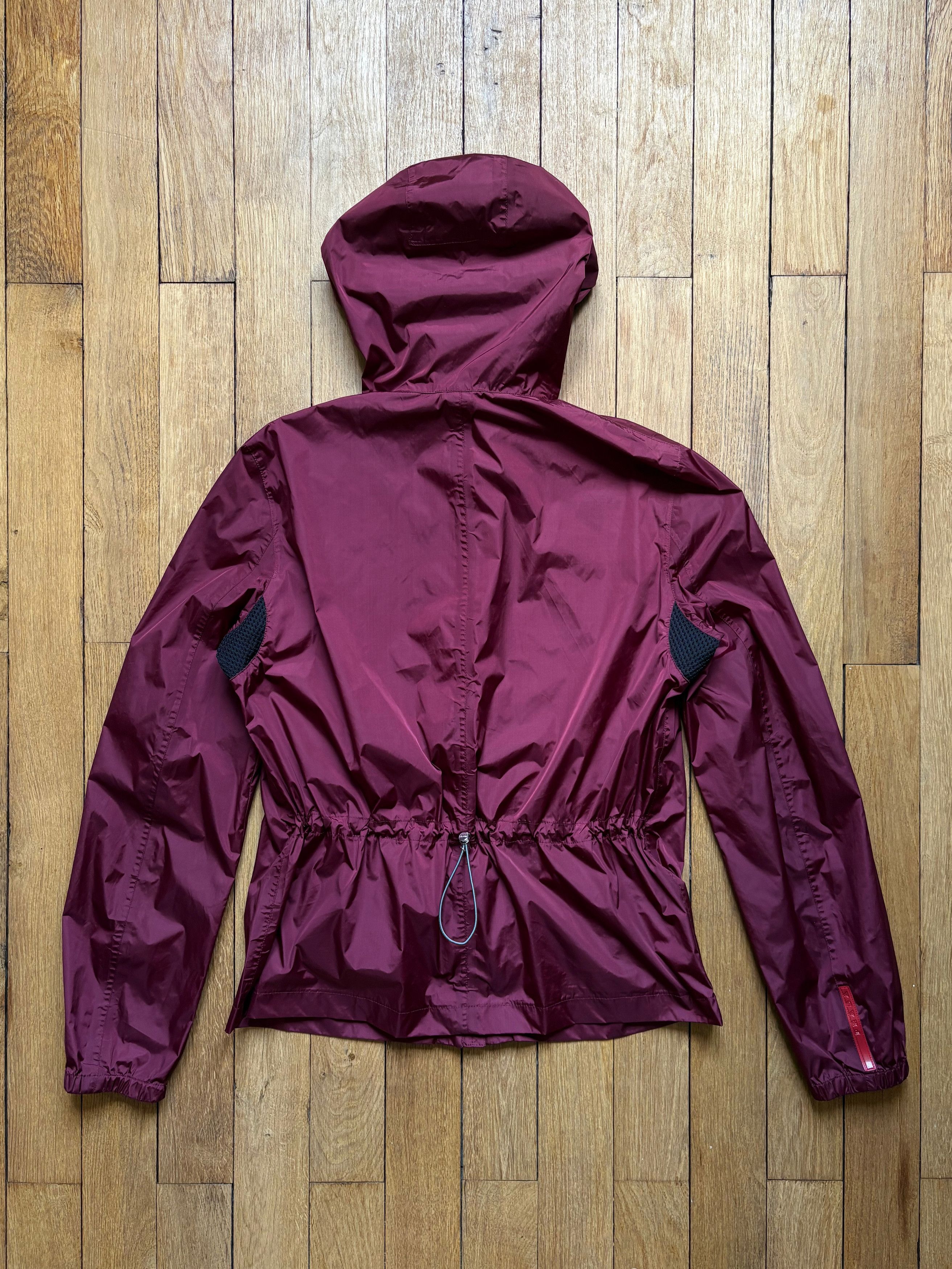 Prada Prada burgundy nylon jacket art. 108186 Size L / US 10 / IT 46 - 2 Thumbnail