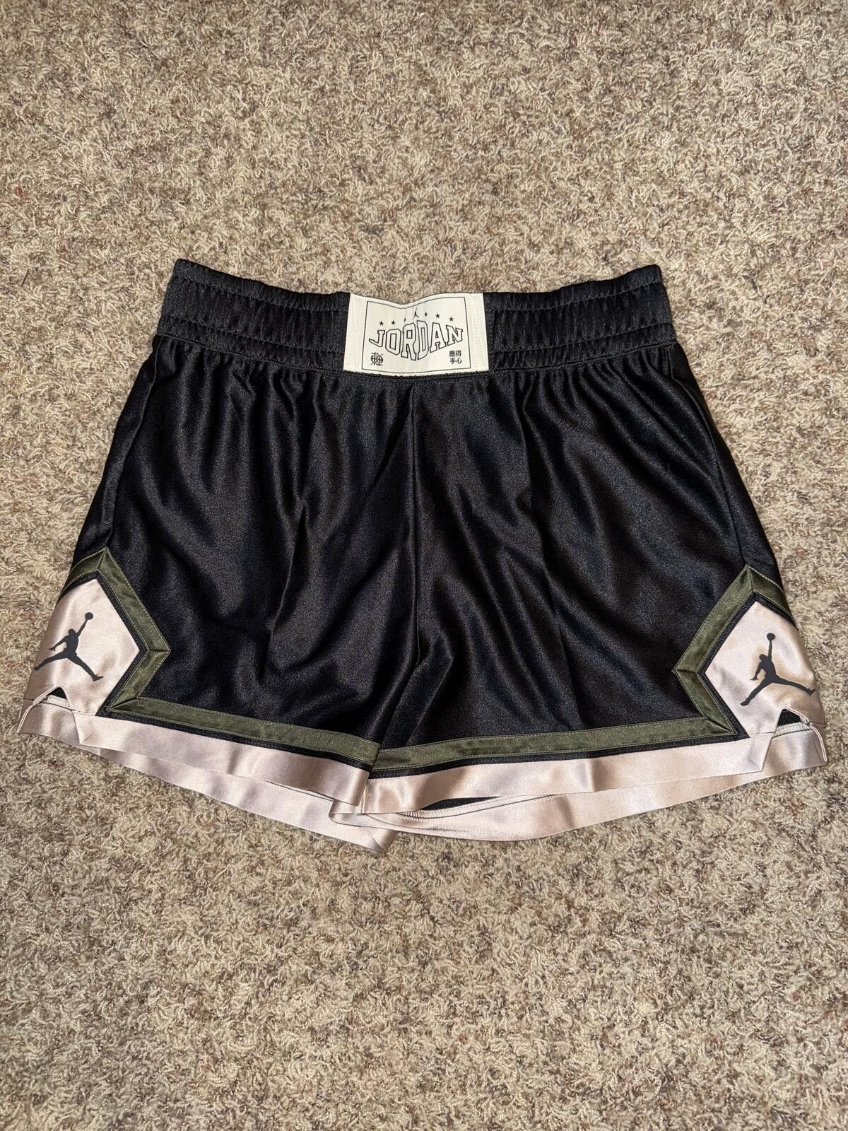 Nike Jordan Sports Women’s Bejing China Diamond Shorts Sample Size 40" / US 18 - 1 Thumbnail