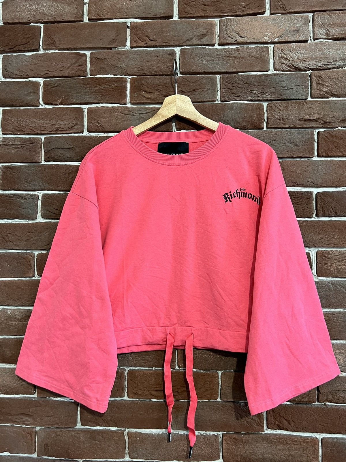 John Richmond Richmond Cropped Wide Sleeves Avant Garde Sweatshirts Pink M Size M / US 6-8 / IT 42-44 - 1 Thumbnail
