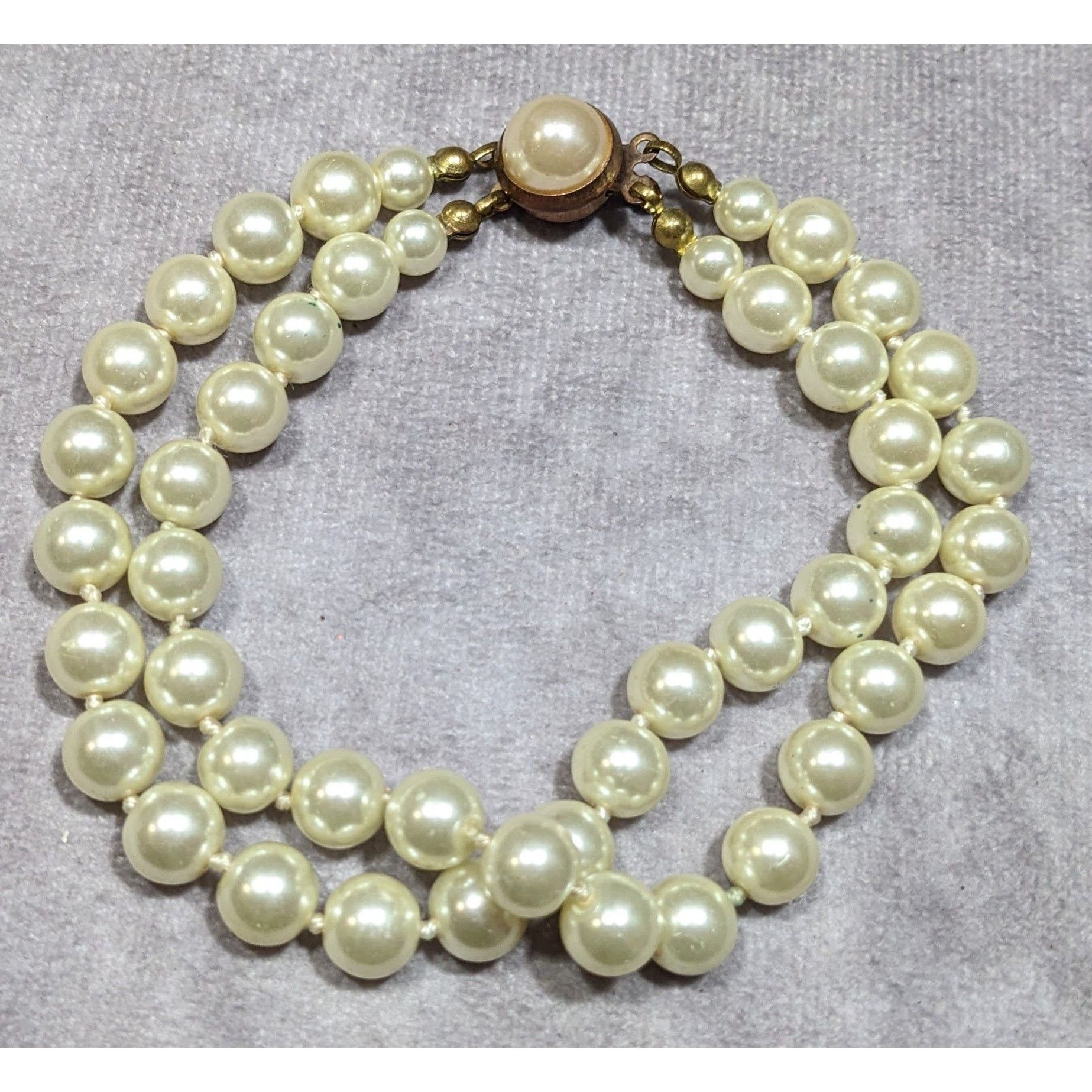 Other Vintage Elegant Glass Pearl Bracelet Double Strand With Box Size ONE SIZE - 5 Thumbnail