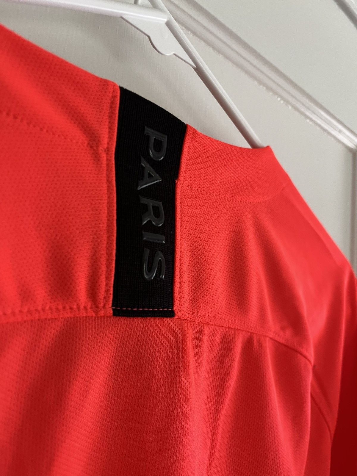 Jordan Brand × Nike PSG Jordan 2019/20 19/20 Away Soccer Jersey/ Football Shirt Size US M / EU 48-50 / 2 - 4 Thumbnail