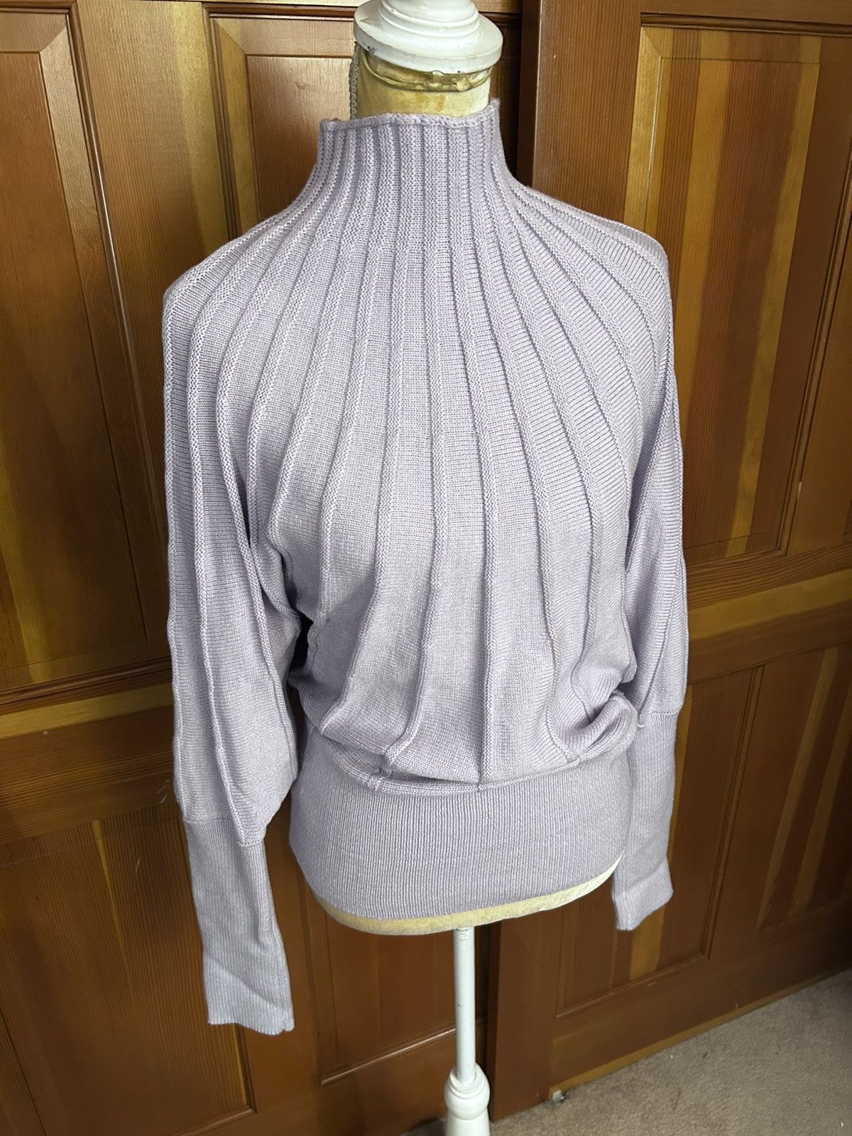 Designer × Other NWT, Lavishly Paris Women's Luxurious Batwing Sweater Size M / US 6-8 / IT 42-44 - 5 Thumbnail