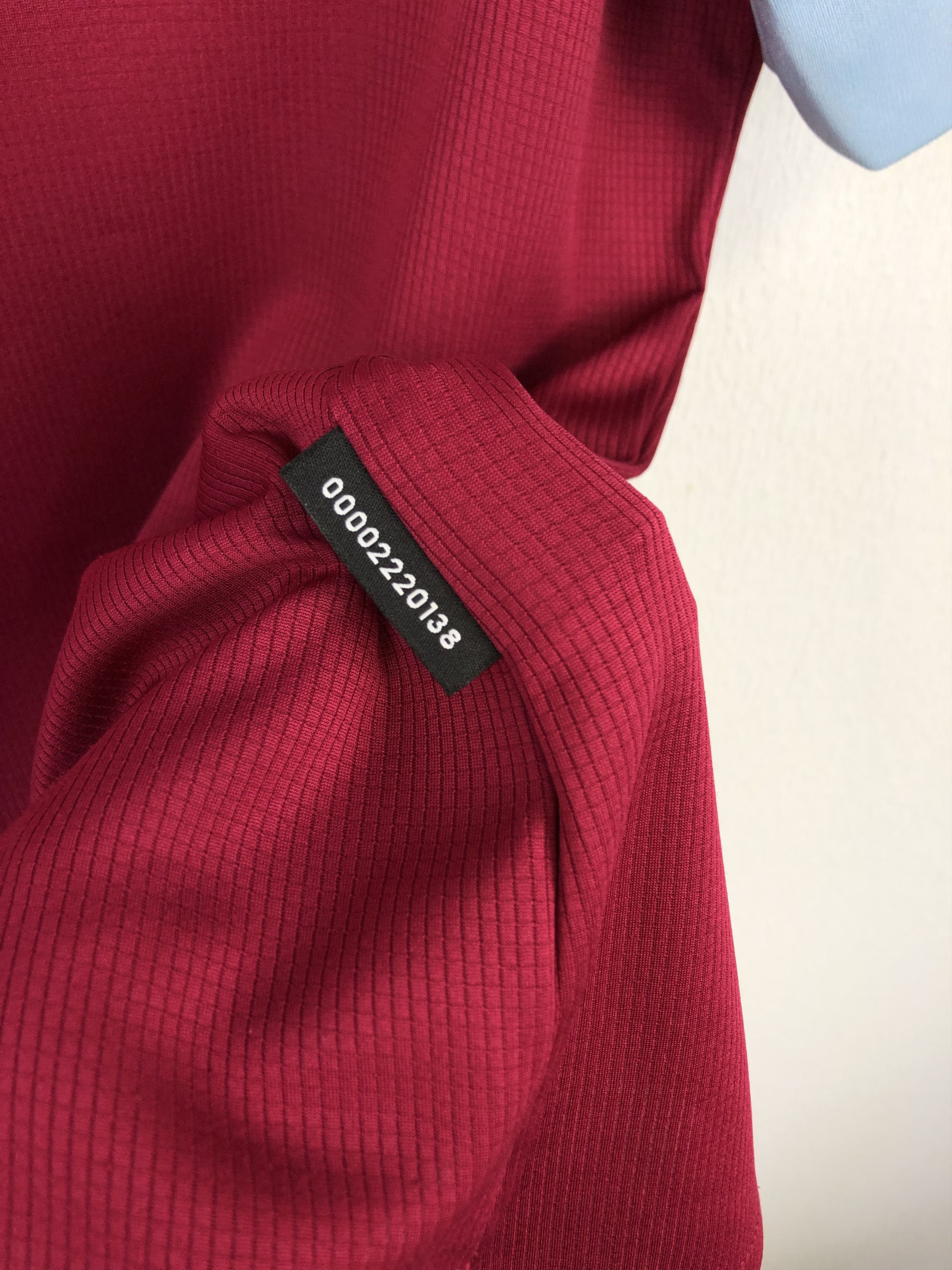 Umbro West Ham United football shirt 2022 Soccer Umbro Tee Hype Size US L / EU 52-54 / 3 - 5 Thumbnail