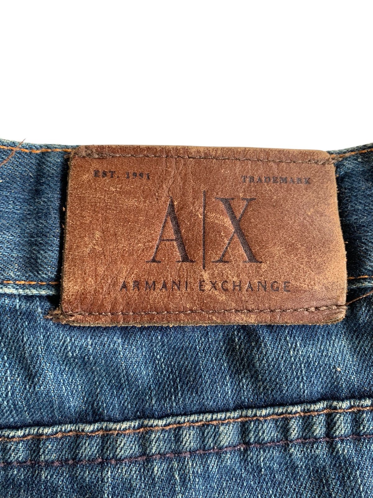 Armani Exchange VINTAGE AX ARMANI EXCHANGE SELVEDGE USA FADED DENIM Size US 37 - 6 Thumbnail