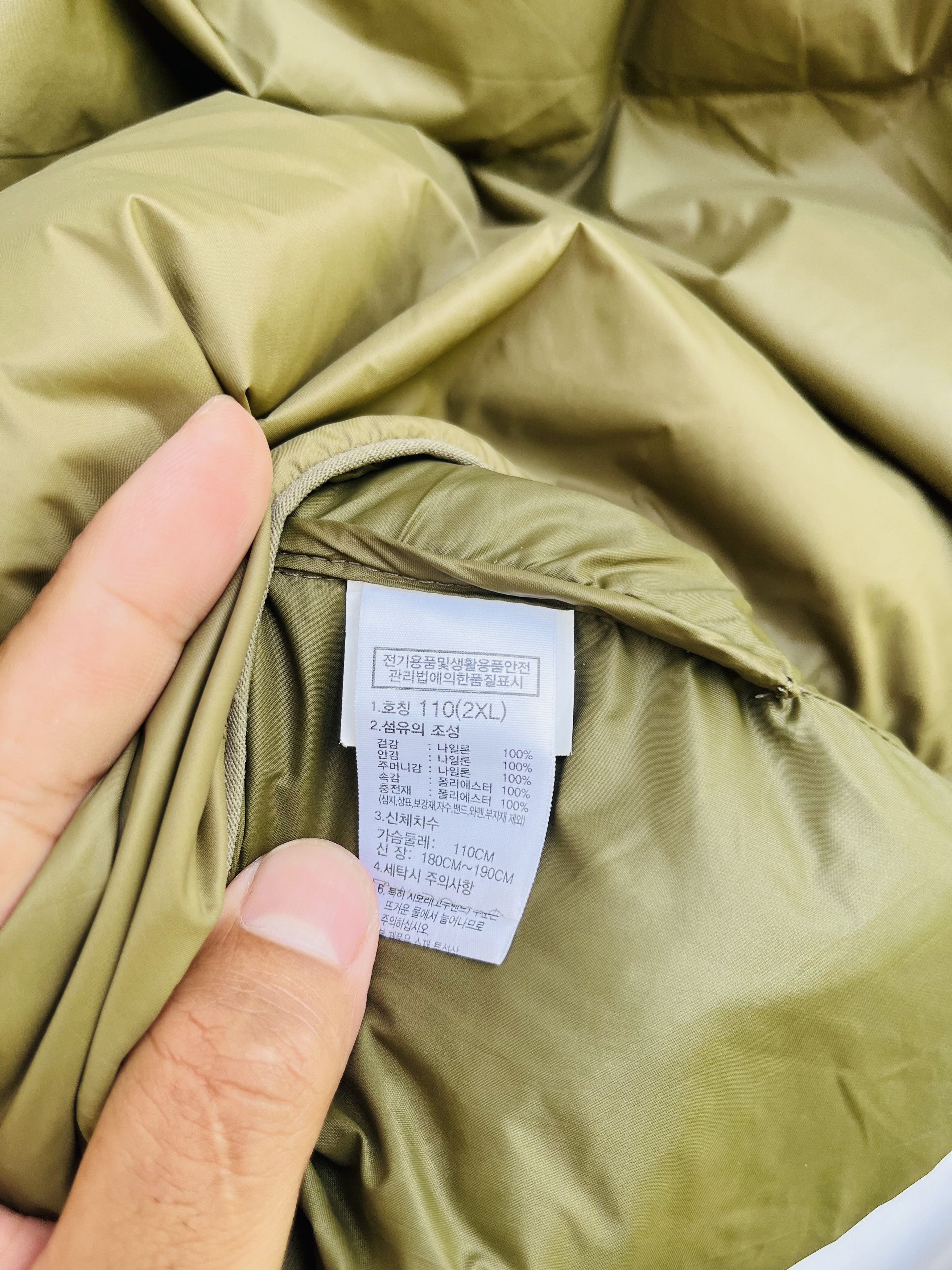 The North Face Vintage The North Face Puffer Bomber Jacket Streetwear Style Size US L / EU 52-54 / 3 - 15 Thumbnail