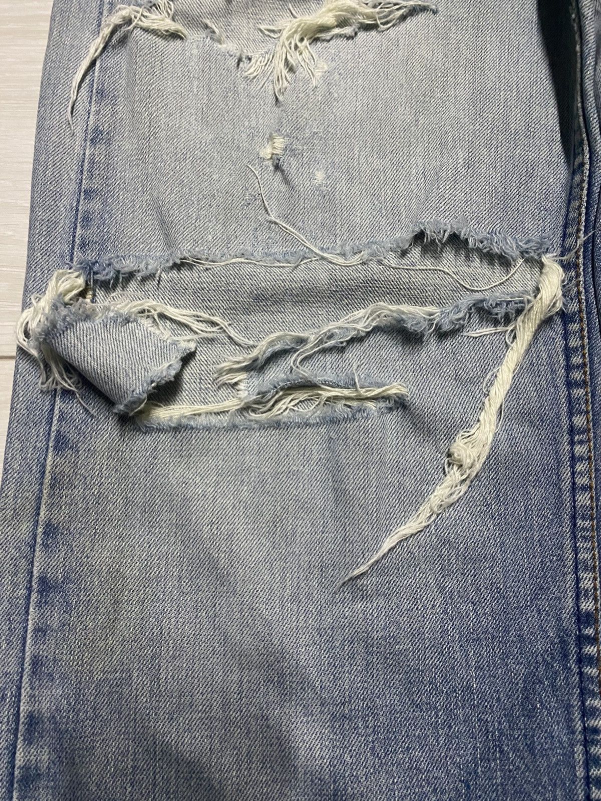 Levi's Vintage Levis 509 Destroyed Baggy Jeans Size US 32 / EU 48 - 9 Thumbnail