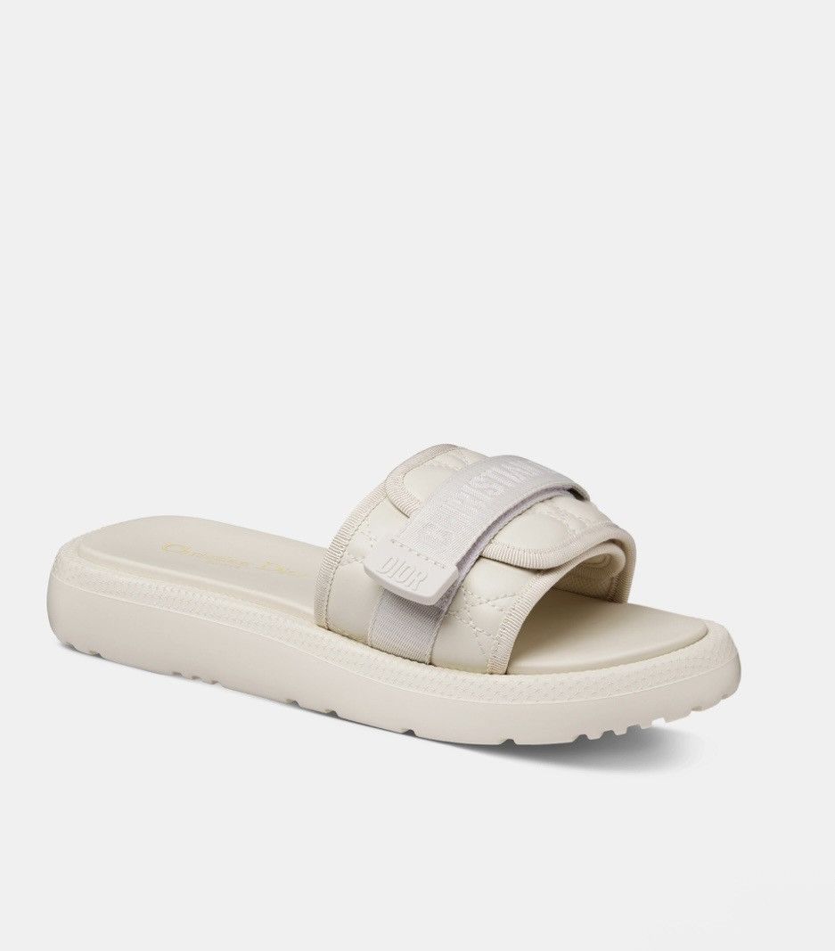 Dior Dior DIO(R)EVOLUTION SLIDE White Quilted Cannage Size US 11 / IT 41 - 2 Thumbnail