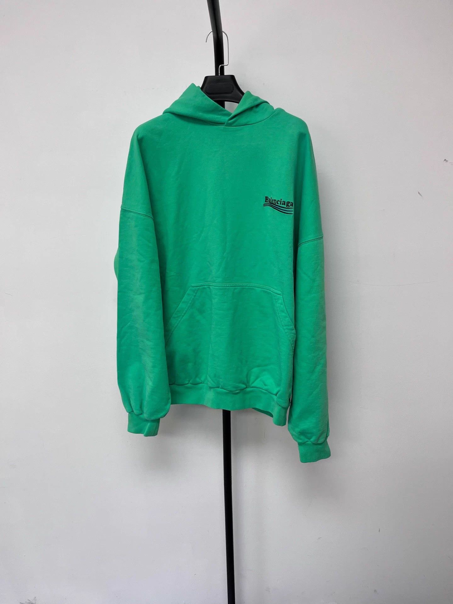 Balenciaga Balenciaga Logo Print Oversized Unisex Green Hoodie Size XS / US 0-2 / IT 36-38 - 1 Thumbnail