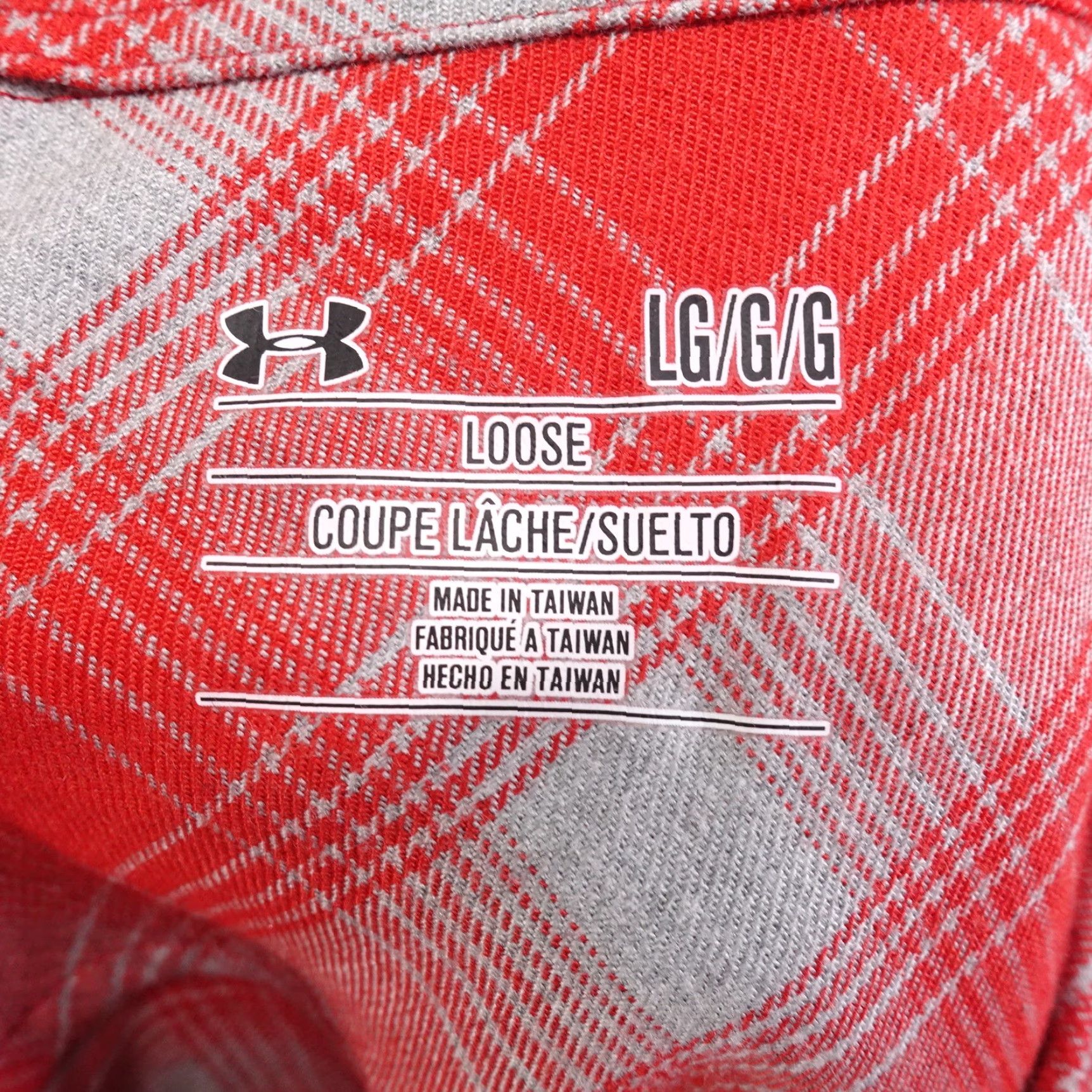 Under Armour UNDER ARMOUR Red Plaid Button-Up Shirt Mens L Size US L / EU 52-54 / 3 - 7 Thumbnail