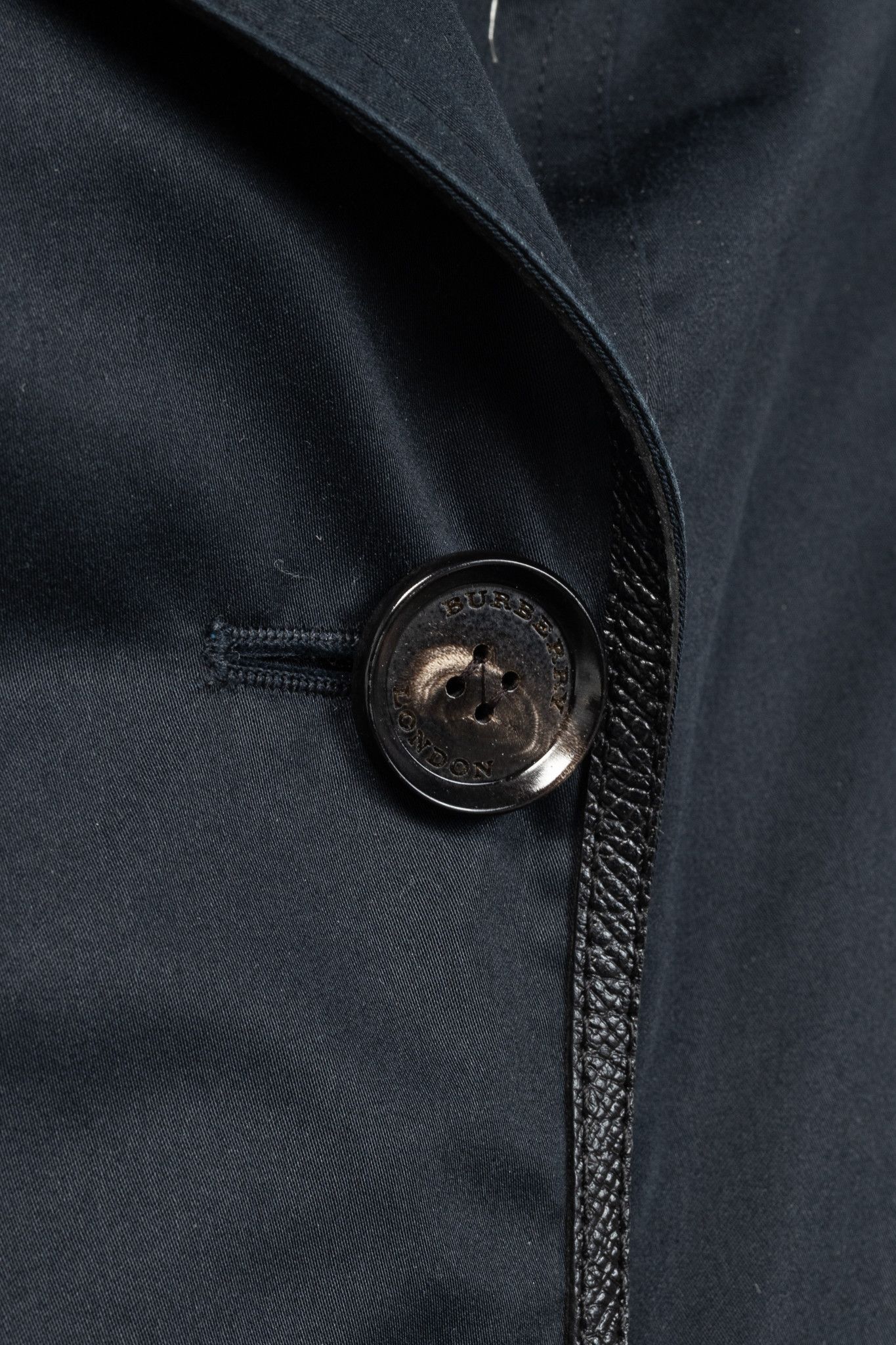 Burberry Burberry Cotton Double-Breasted Belted Trench Coat Size XS / US 0-2 / IT 36-38 - 9 Thumbnail