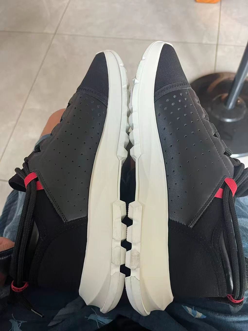 Givenchy Givenchy 23 Spectre 43 Black Worn Once Sneakers Size US 10 / EU 43 - 9 Thumbnail