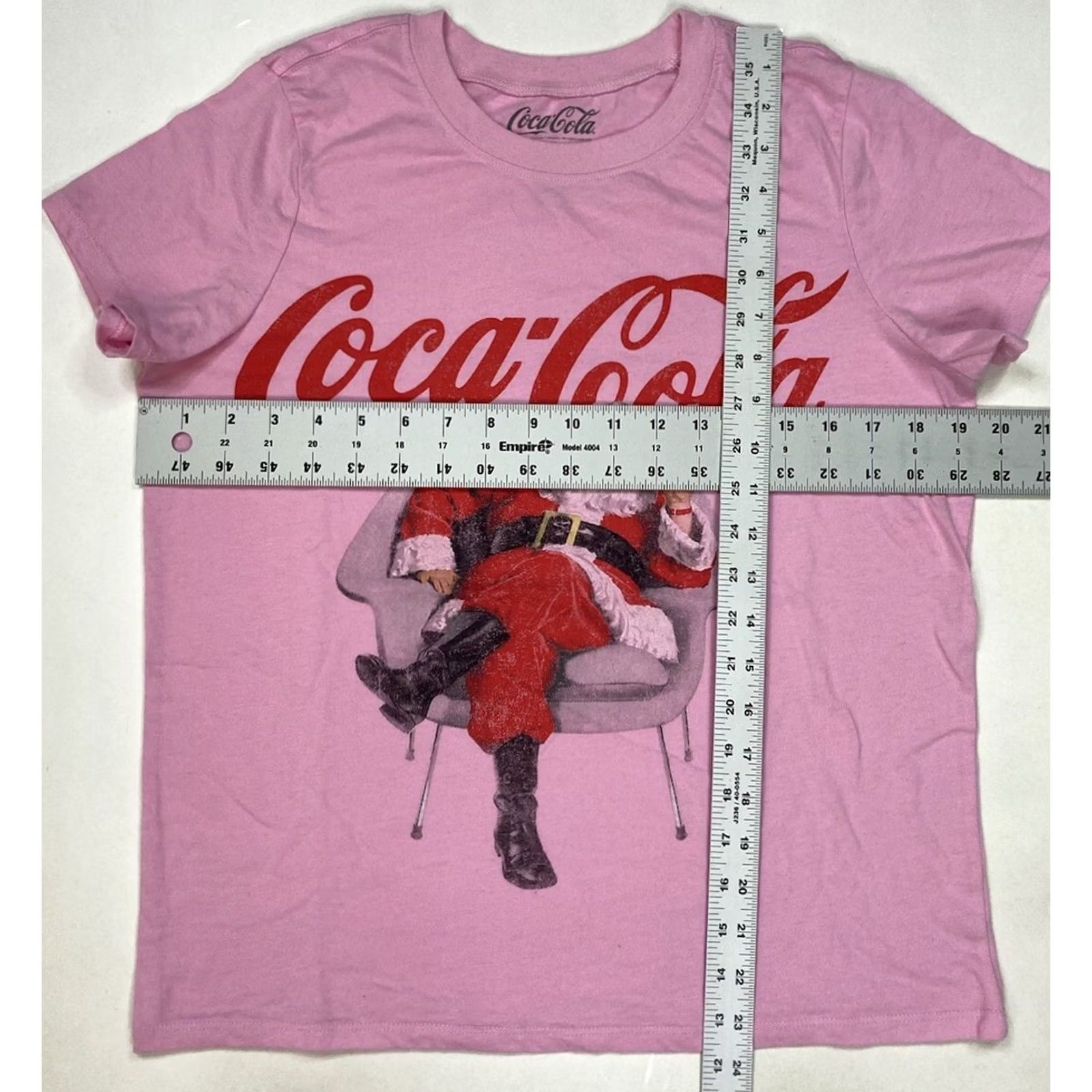 Vintage Coca Cola Christmas Graphic T-shirt Women Slim Large Pink Short Sleeve Size L / US 10 / IT 46 - 5 Thumbnail