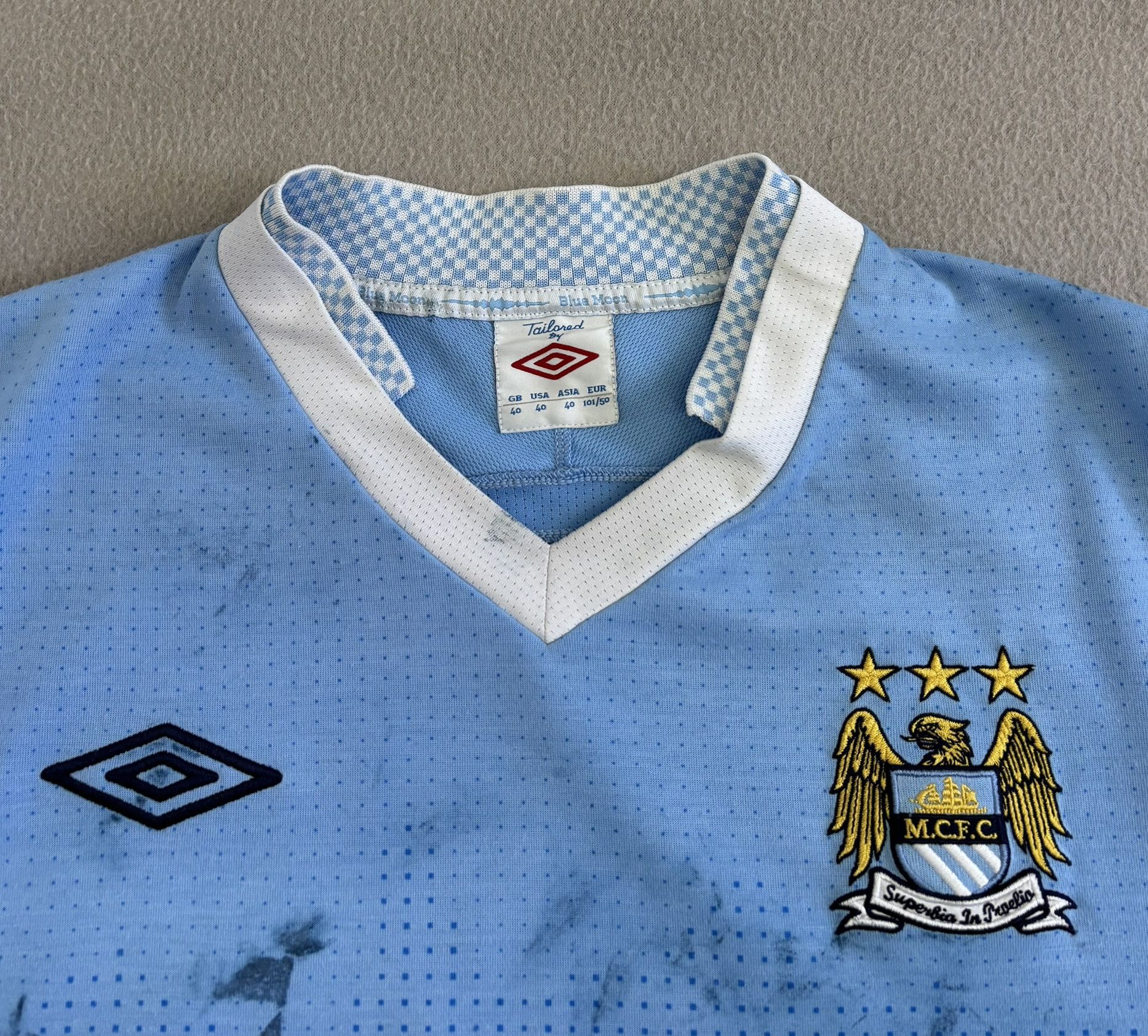 Umbro Manchester City 2011/2012 Umbro Football Jersey Size M Size US M / EU 48-50 / 2 - 15 Thumbnail