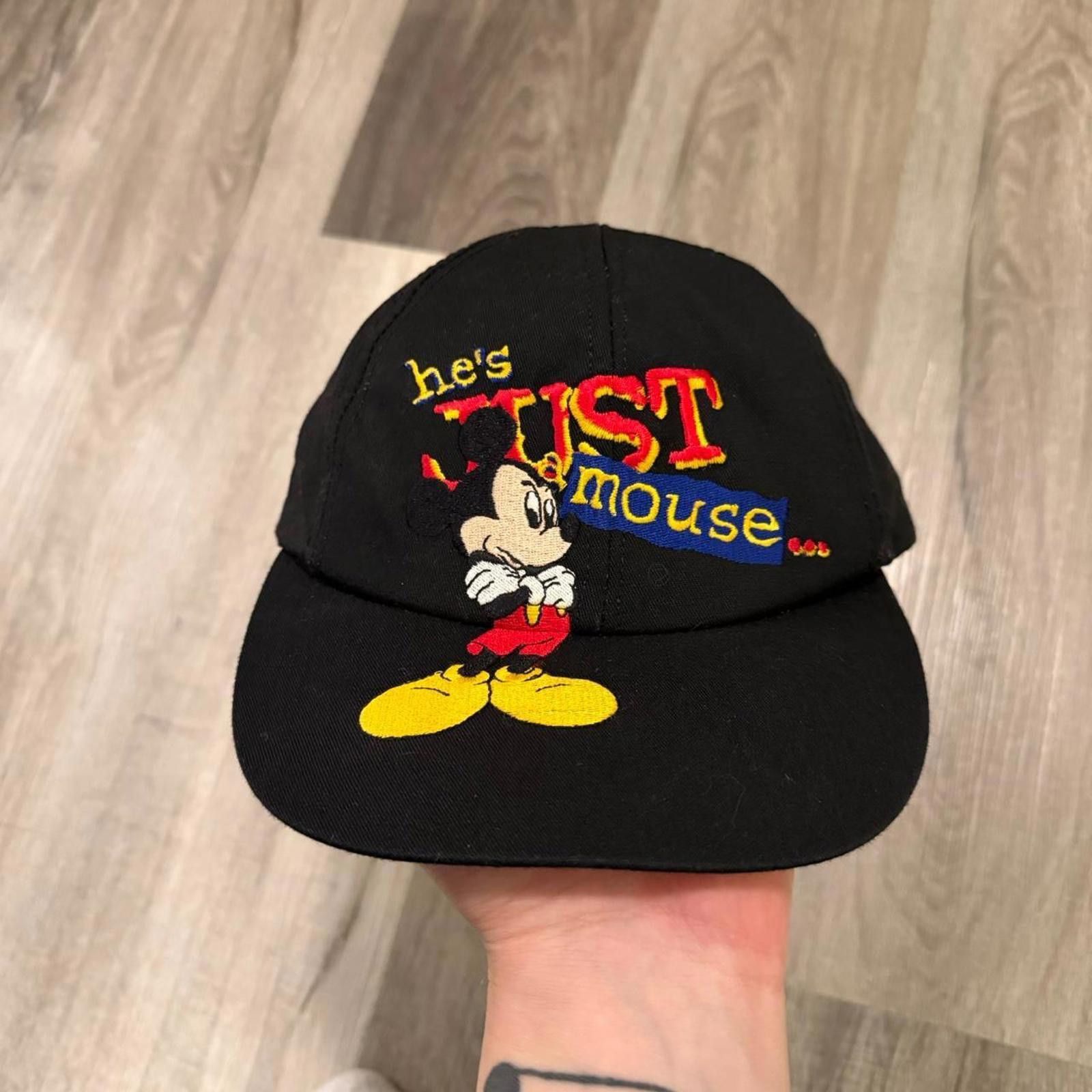 Disney vintage Mickey Mouse he’s just a mouse yeah right hat 90s OS Size ONE SIZE - 1 Thumbnail