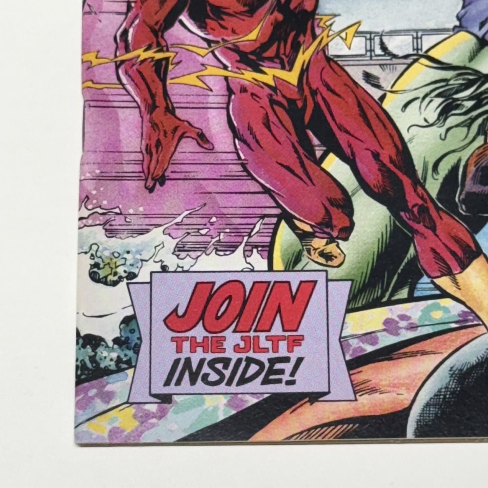 DC Comics DC Justice League Task Force #1 JUN 1993 First Issue Comic Size ONE SIZE - 5 Thumbnail