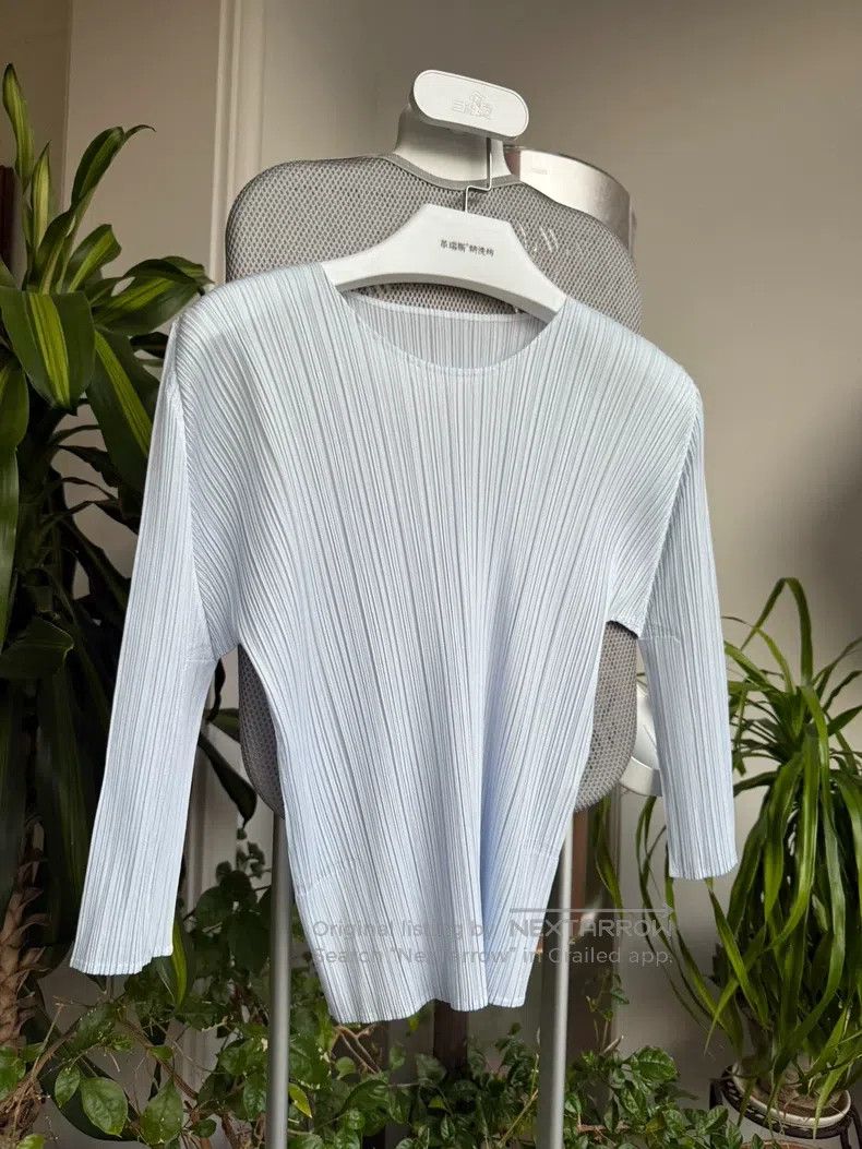 Issey Miyake Issey Miyake Light Blue 3/4 Sleeve Top Size L / US 10 / IT 46 - 2 Thumbnail