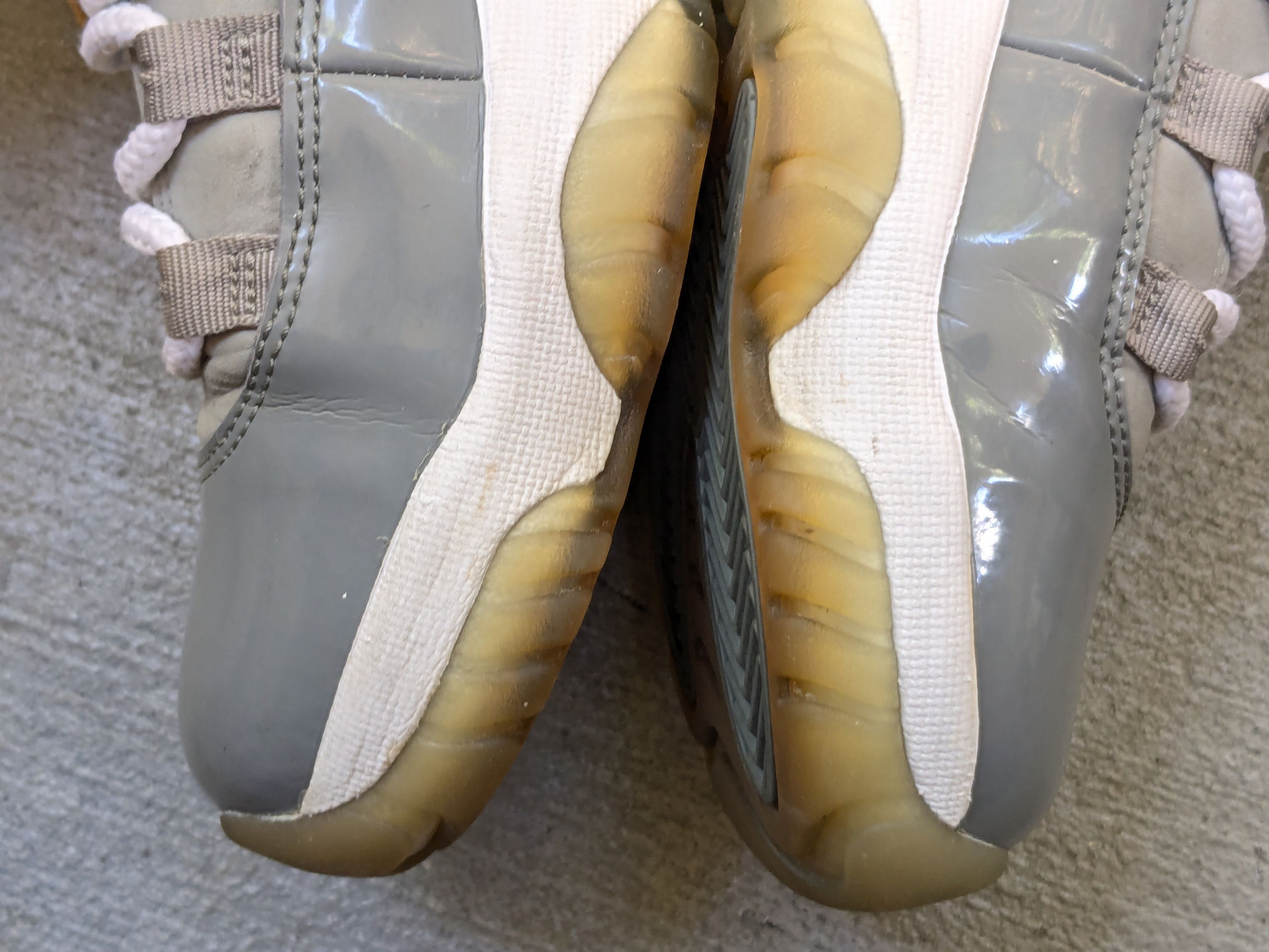 Jordan Brand Nike Air Jordan 11 Retro Cool Gray 2010 Men 7.5 378037-001 Size US 7.5 / EU 40-41 - 11 Thumbnail