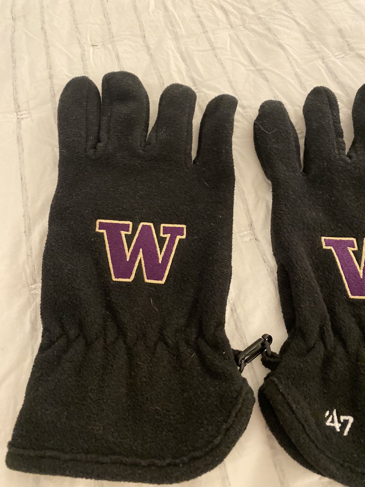 47 Brand ‘47 Brand University of Washington Fleece Gloves Black Size ONE SIZE - 3 Thumbnail