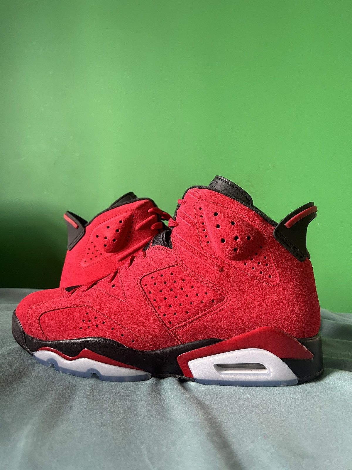 image of Nike Air Jordan 6 Toro Bravo 2023 Shoes in Red, Men's (Size 12)