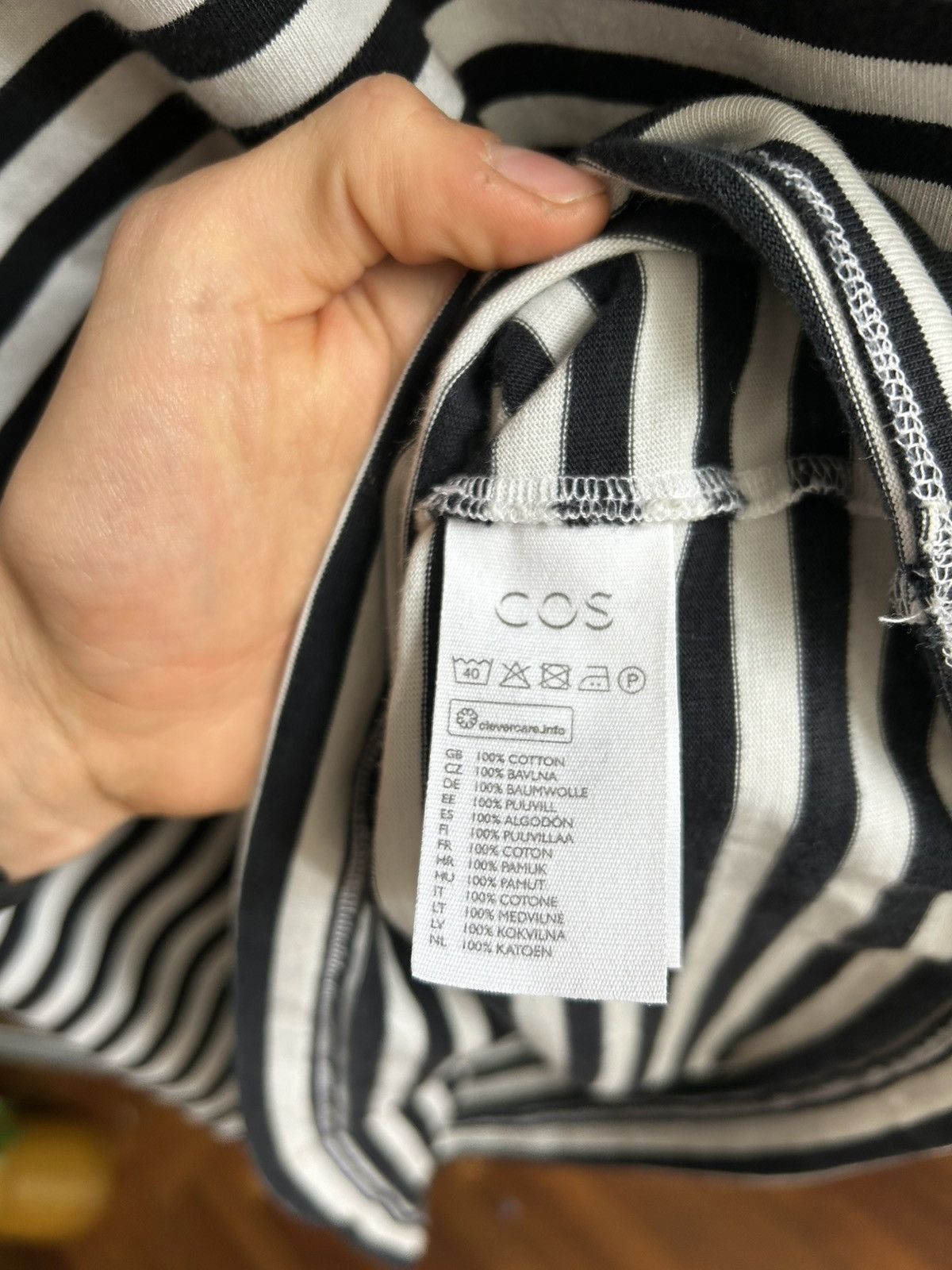 Cos COS Black White Stripped Tee Minimalist Designer Scandi Size US M / EU 48-50 / 2 - 6 Thumbnail