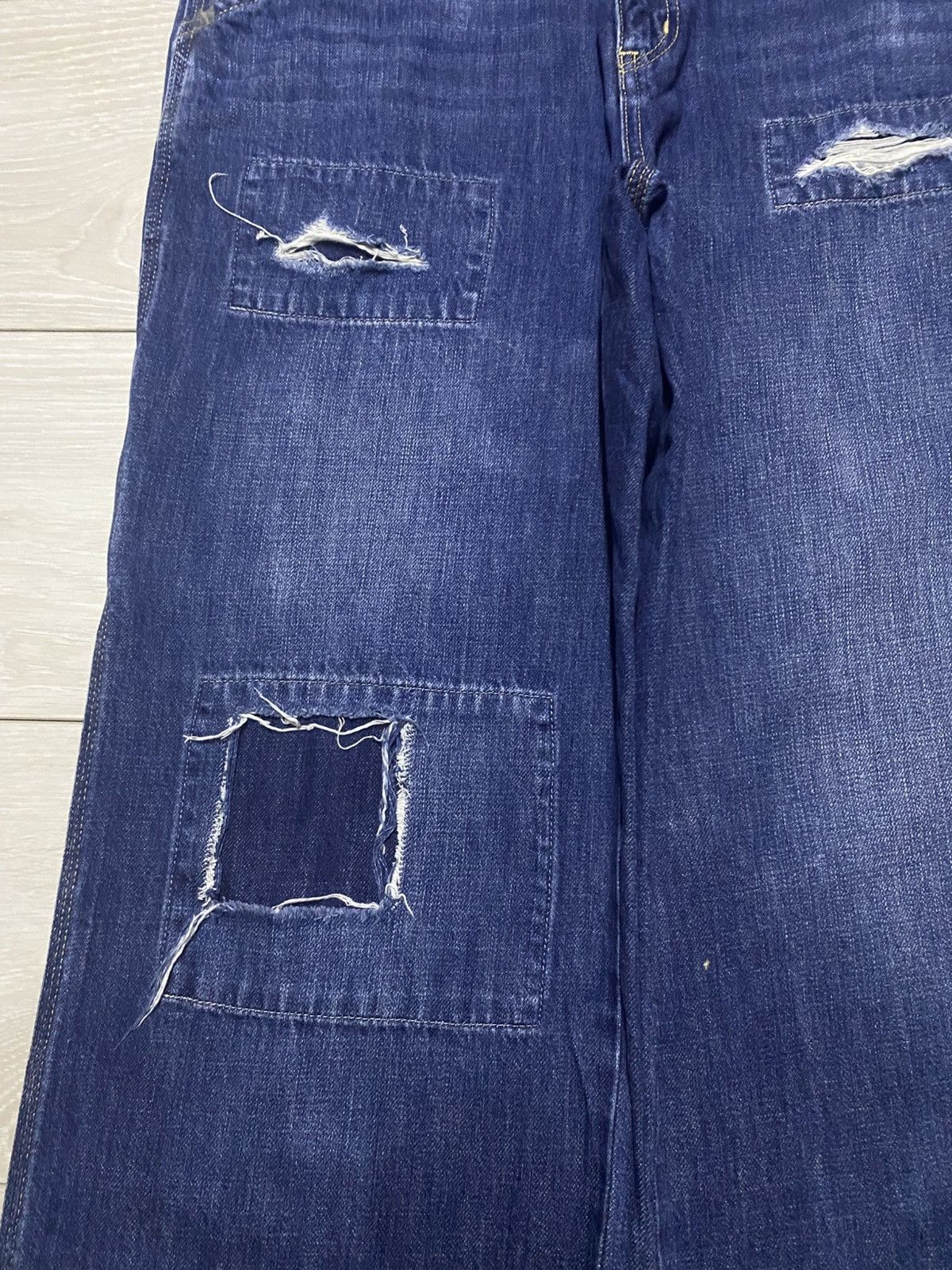 Japanese Brand Vintage Edwin Blue Wash Patches Distressed Super Baggy Jeans Size US 31 - 7 Thumbnail