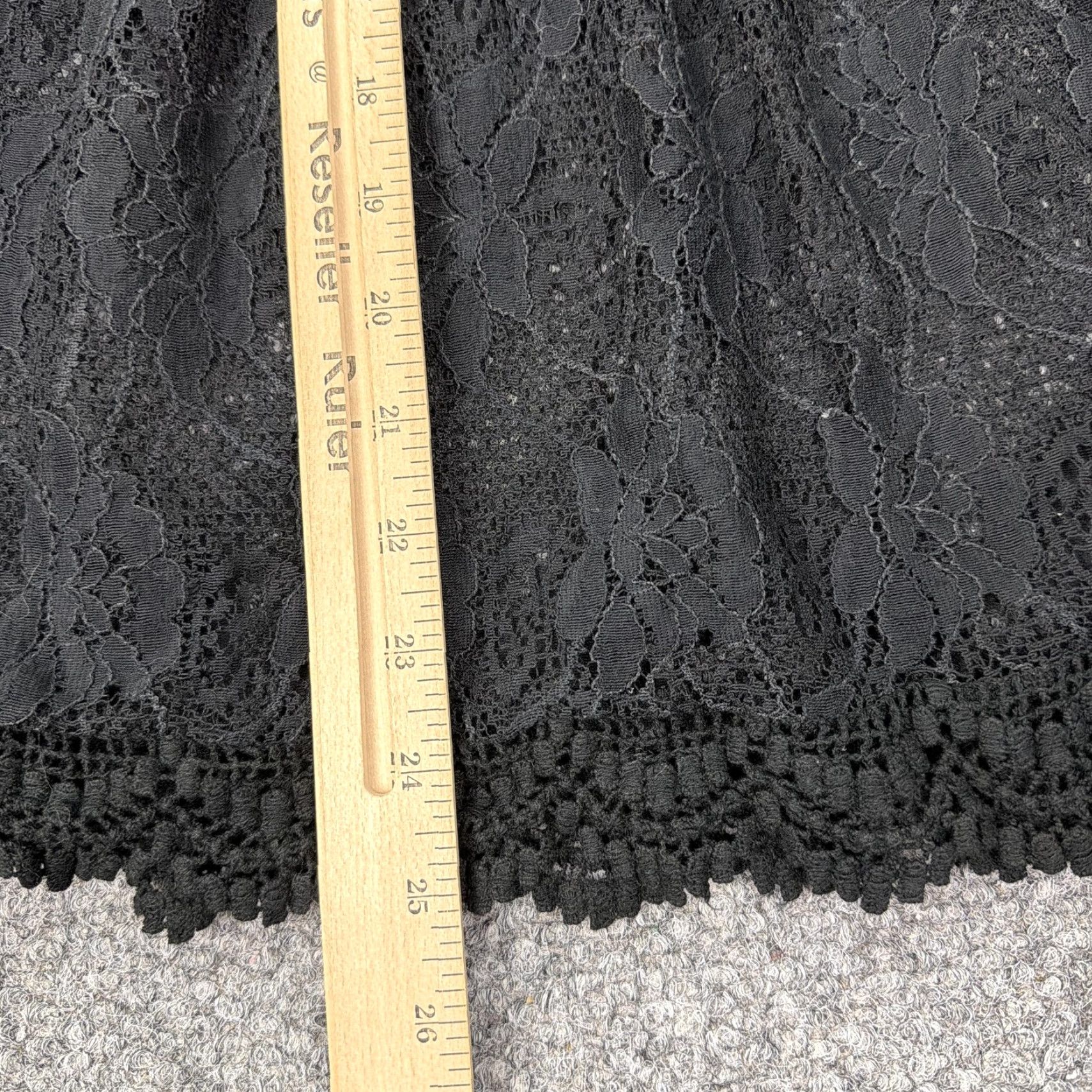 Rains Rain Top Womens Medium Black Crochet Lace Boho Peasant Blouse Tunic Coverup Kimono Sleeve V-Neck Short Sleeve Floral Lightweight Womens Blouse Size M / US 6-8 / IT 42-44 - 7 Thumbnail