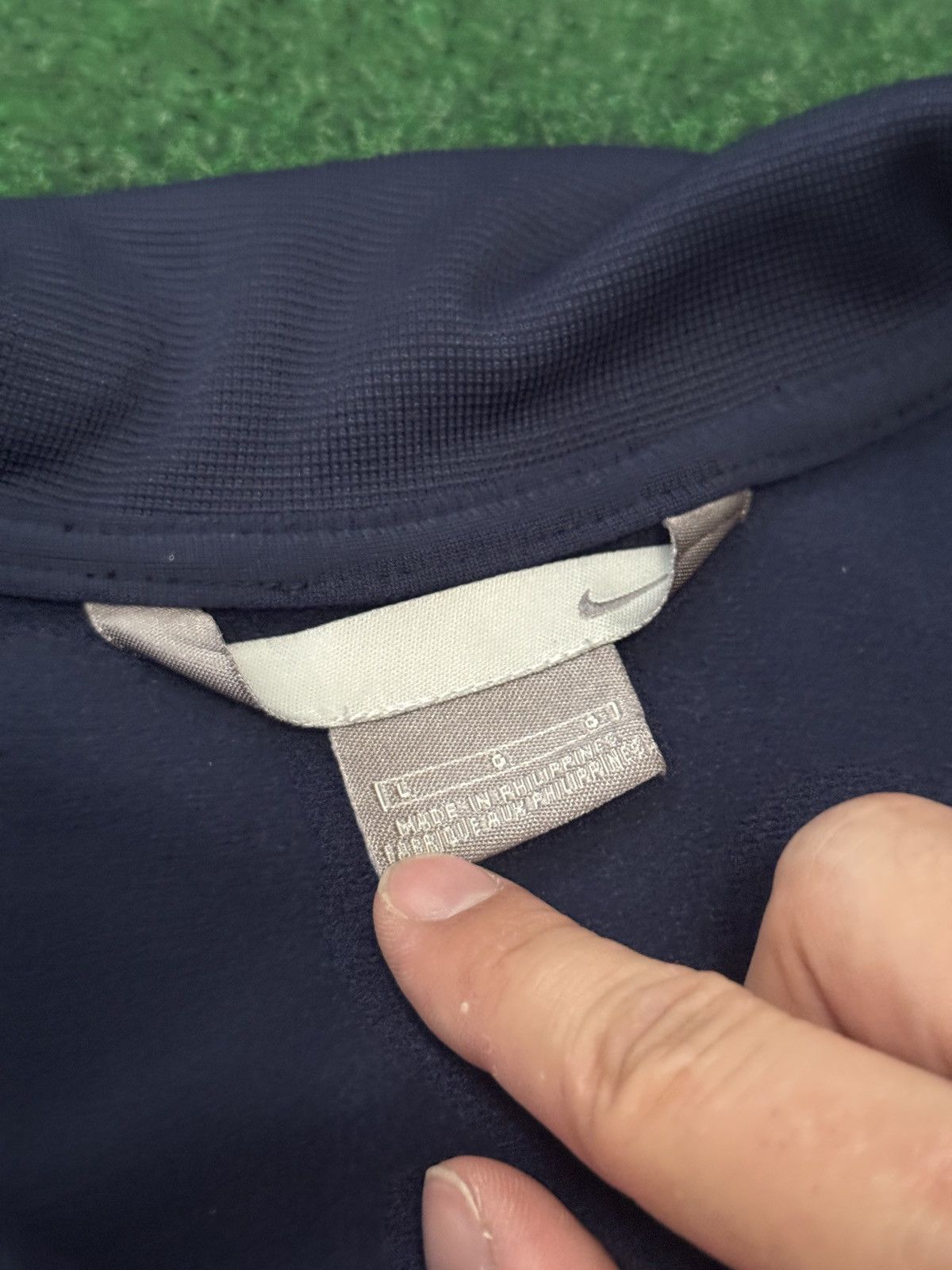 Nike Vintage Y2K Nike Gray Tag Full Zip Large Blue Track Jacket Size US L / EU 52-54 / 3 - 3 Thumbnail