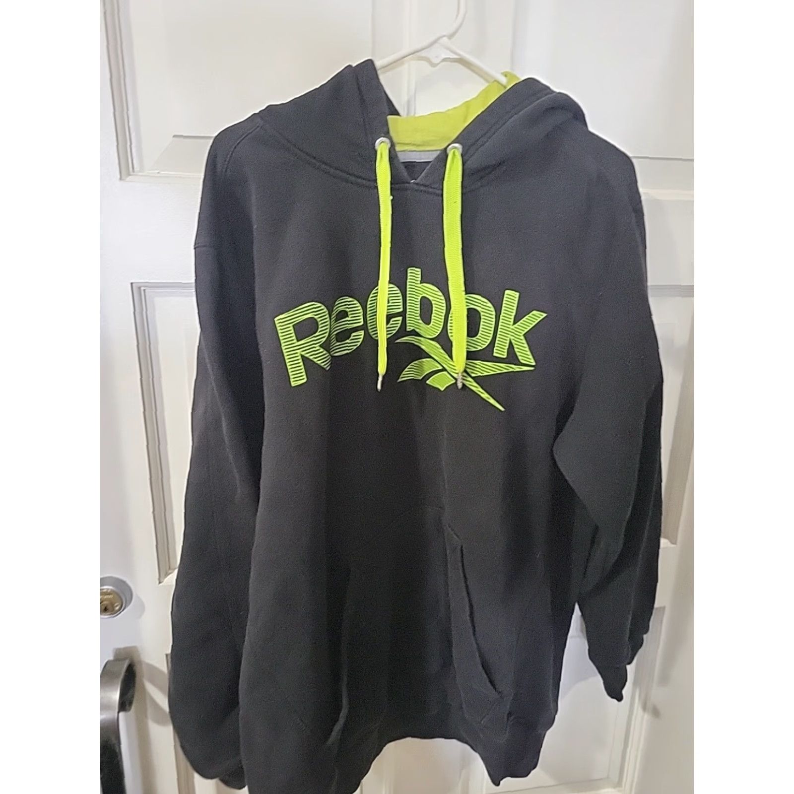Reebok Reebok Hoodie XL Black Neon Green Graphic Print Logo Pockets Hooded Pullover Long Sleeve Gym Training Cross Training Running Men Size US XL / EU 56 / 4 - 6 Thumbnail