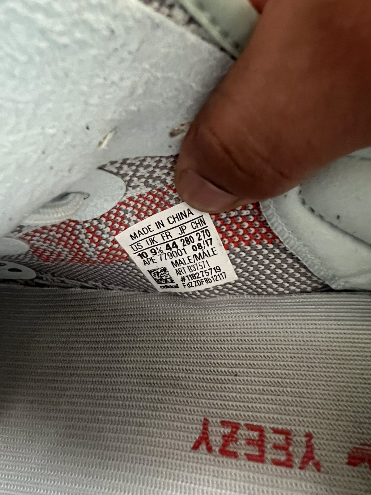 Yeezy Yeezy Boost 350 V2 “Blue Tint” Size US 10 / EU 43 - 7 Thumbnail