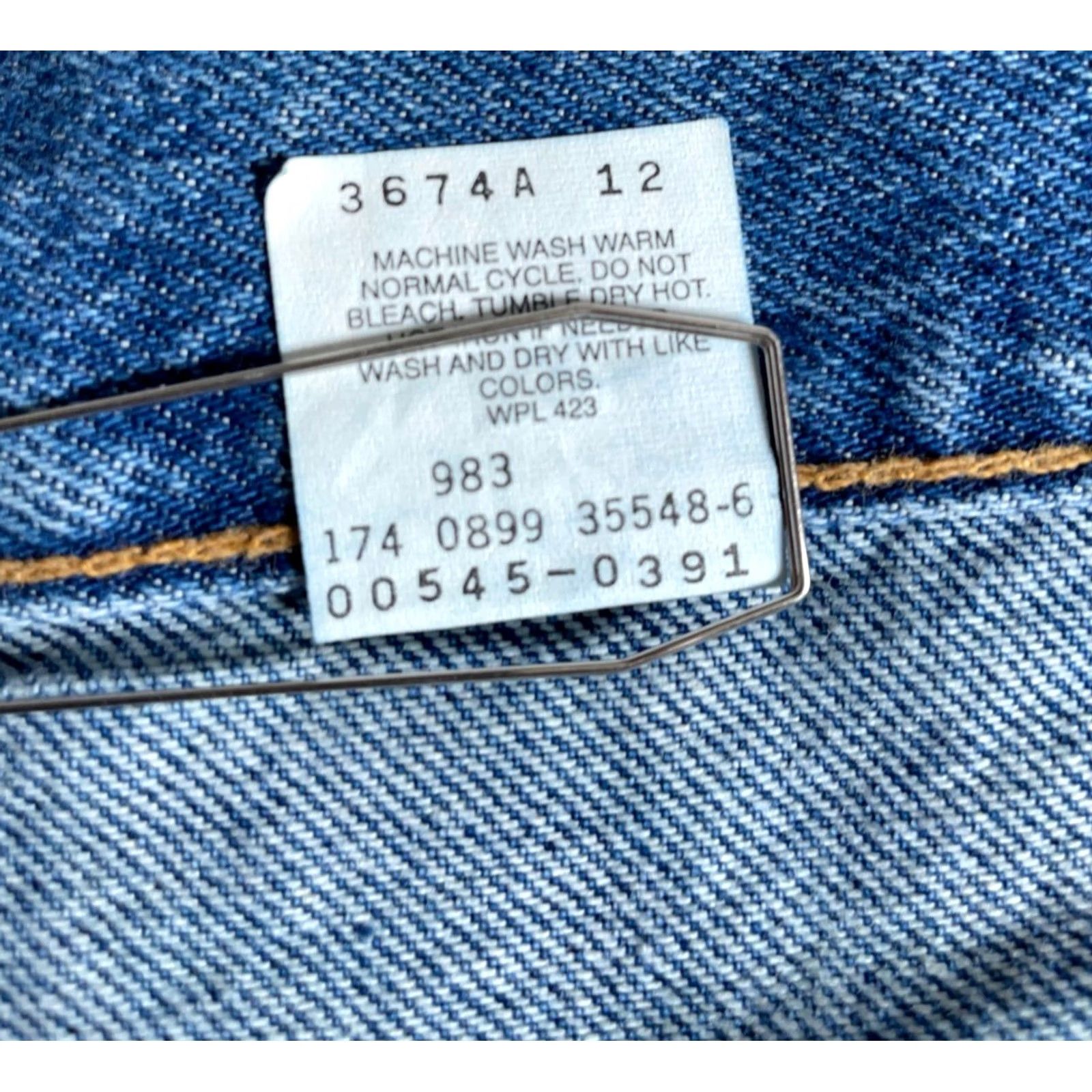 Levi's VINTAGE Levi's Jeans Loose Fit 34 x 32 Blue Denim Brown Tab 90s VTG Mens Straight Baggy 1999 Size US 34 / EU 50 - 5 Thumbnail