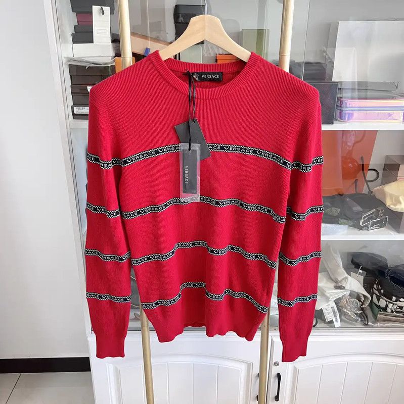 Versace Versace Red Long Sleeve Sweater for Men 0089 Size US XS / EU 42 / 0 - 1 Thumbnail