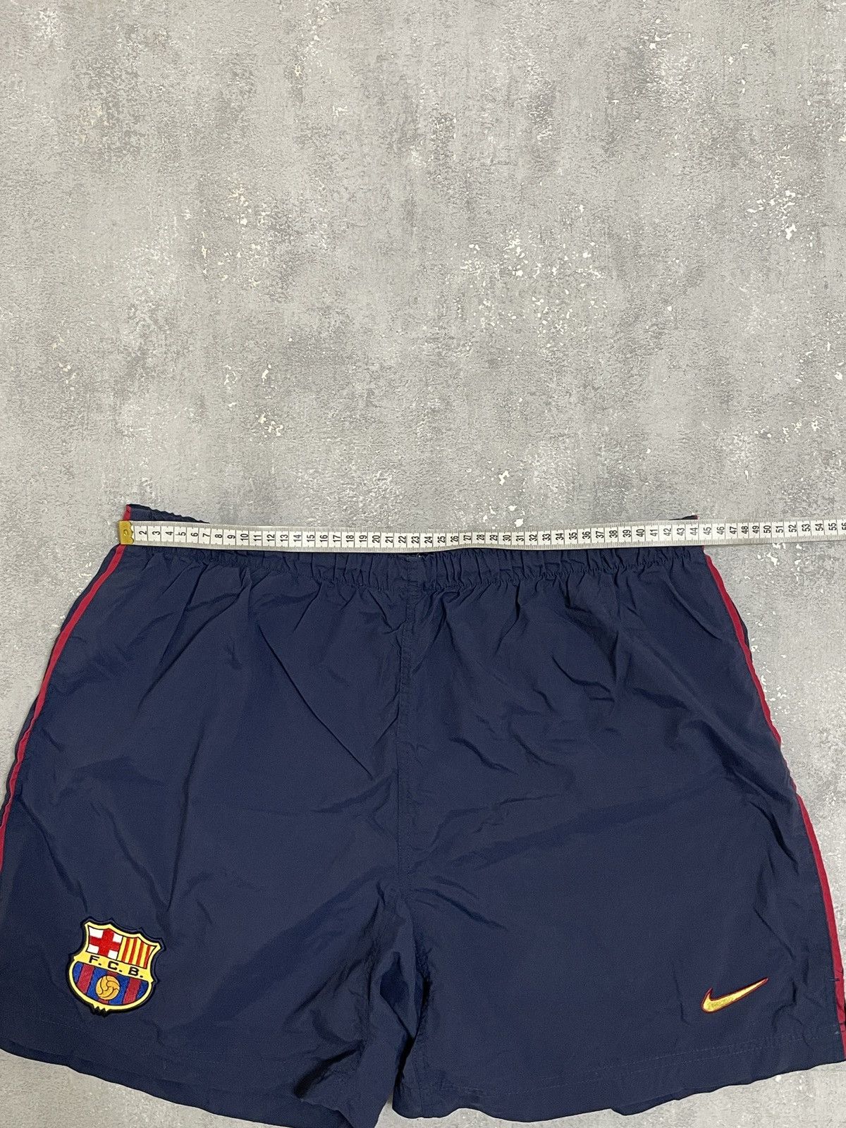 Nike Vintage Nike Barcelona Football Shorts Soccer Mens Rare XL Size US 34 / EU 50 - 13 Thumbnail